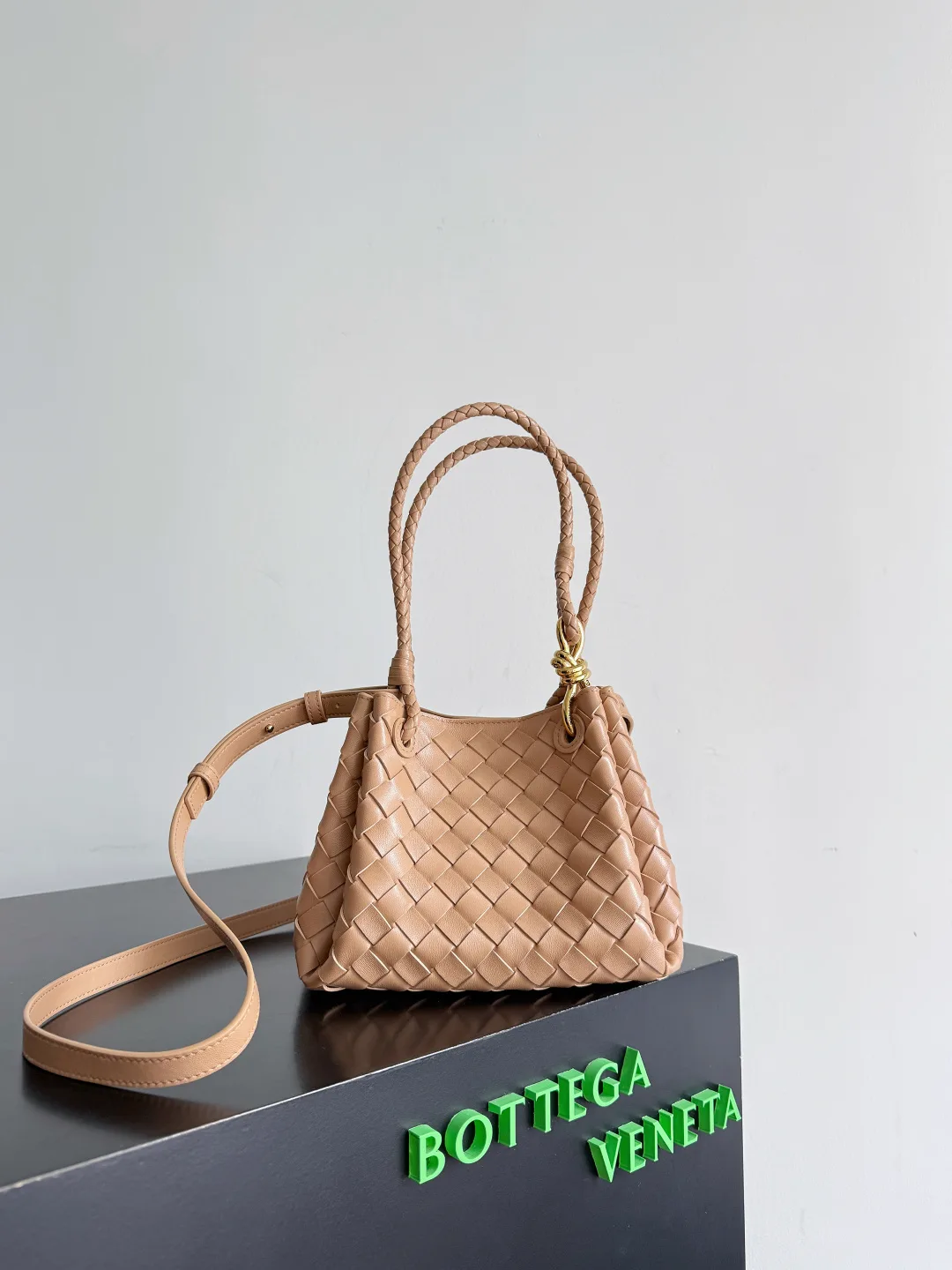 Bottega Veneta Pink Andiamo Top Handle Bag product photo from LabelPicks