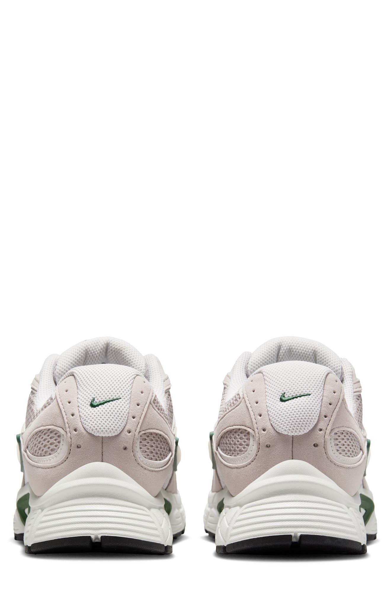 Nike V5 Runner Sneaker
