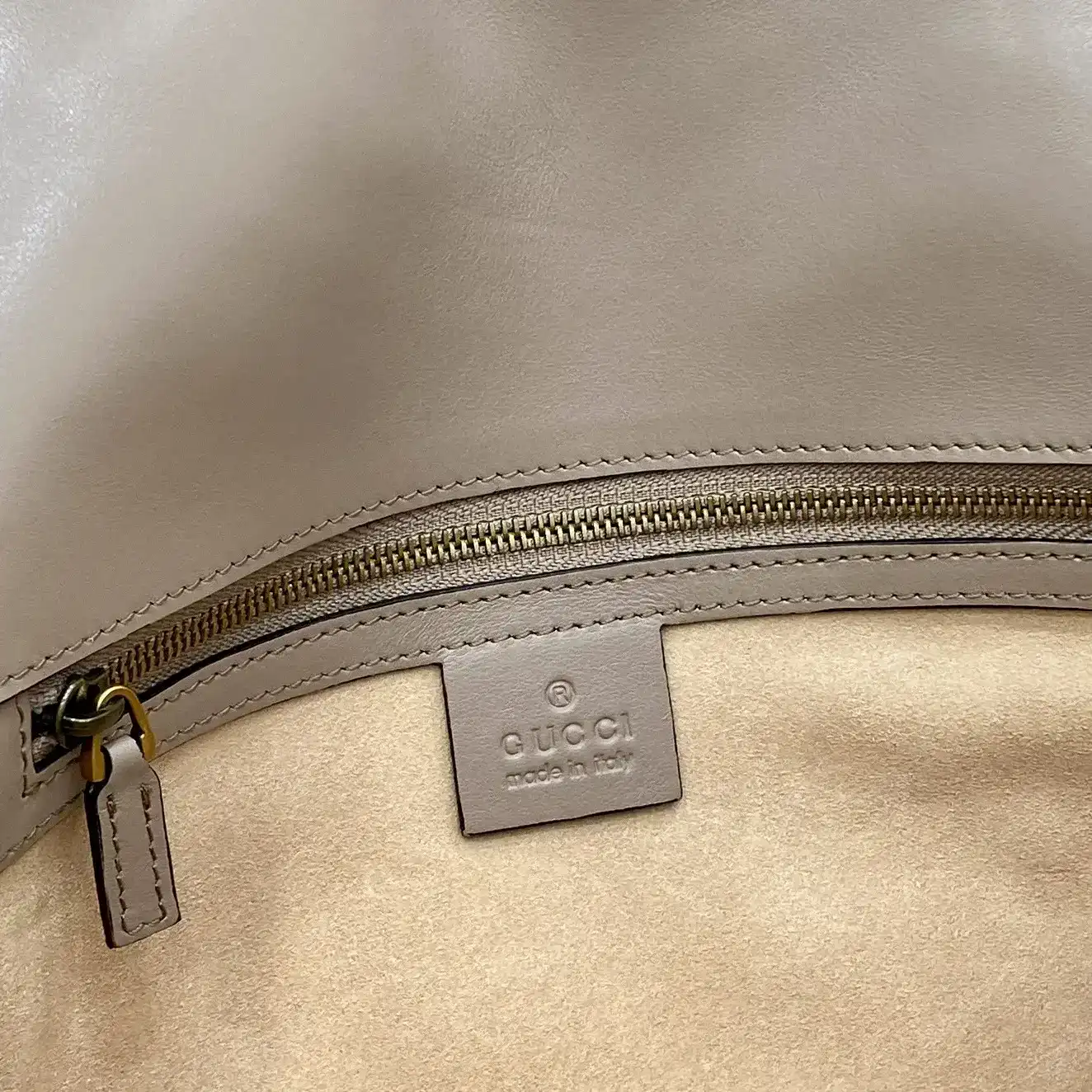 Gucci Marmont Crossbody Bag product photo from LabelPicks