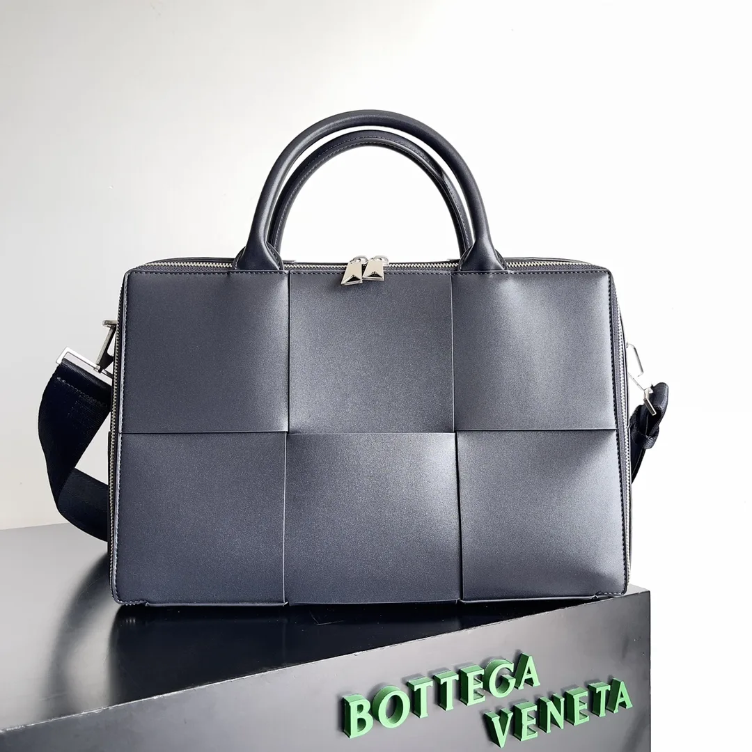 Bottega Veneta Intrecciato Woven Leather Tote Bag product photo from LabelPicks