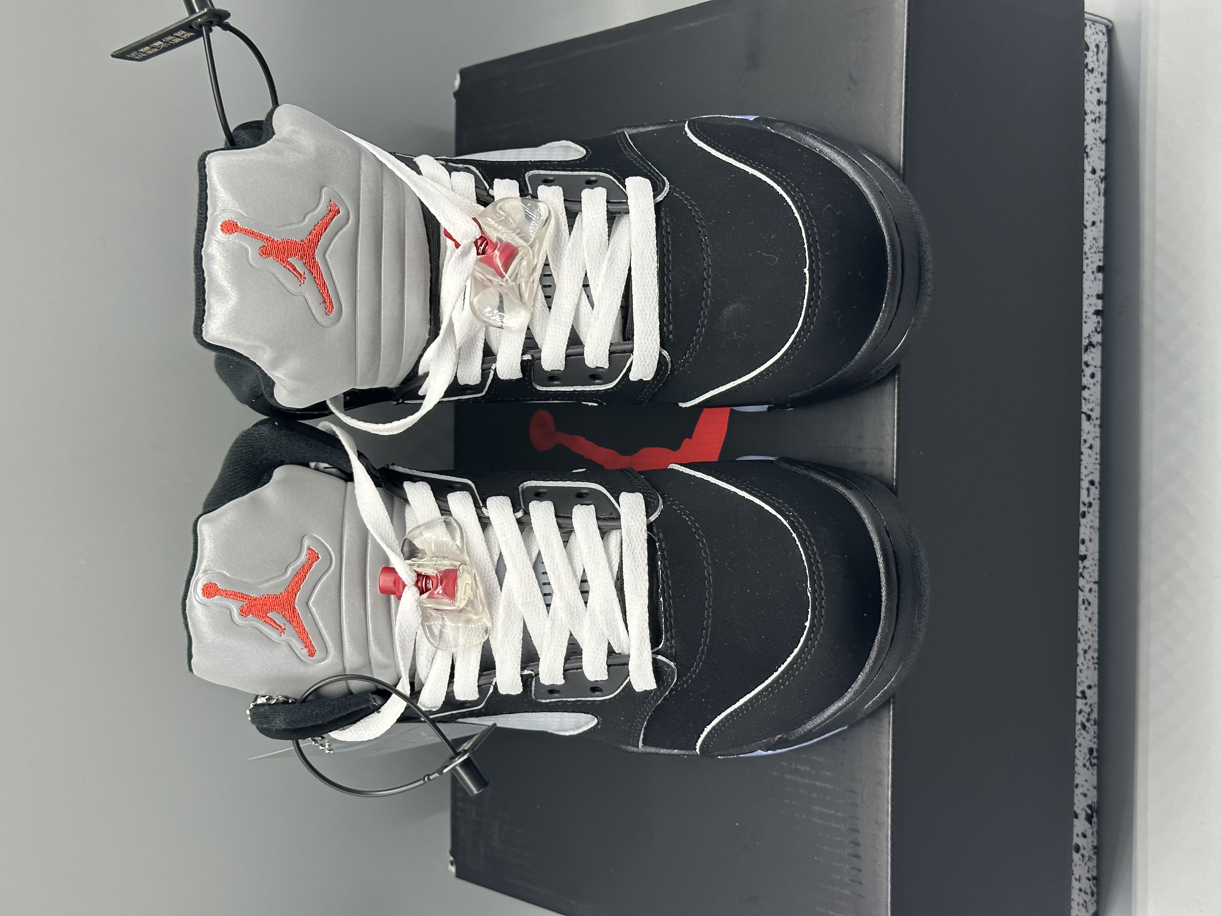 Jordan 5 Retro OG Black Metallic Reimagined