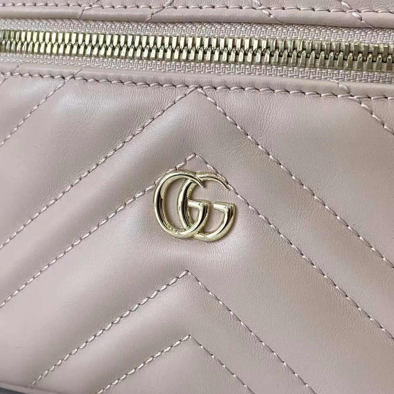 Gucci Marmont Pink GG Supreme Canvas Top Handle Bag product photo from LabelPicks