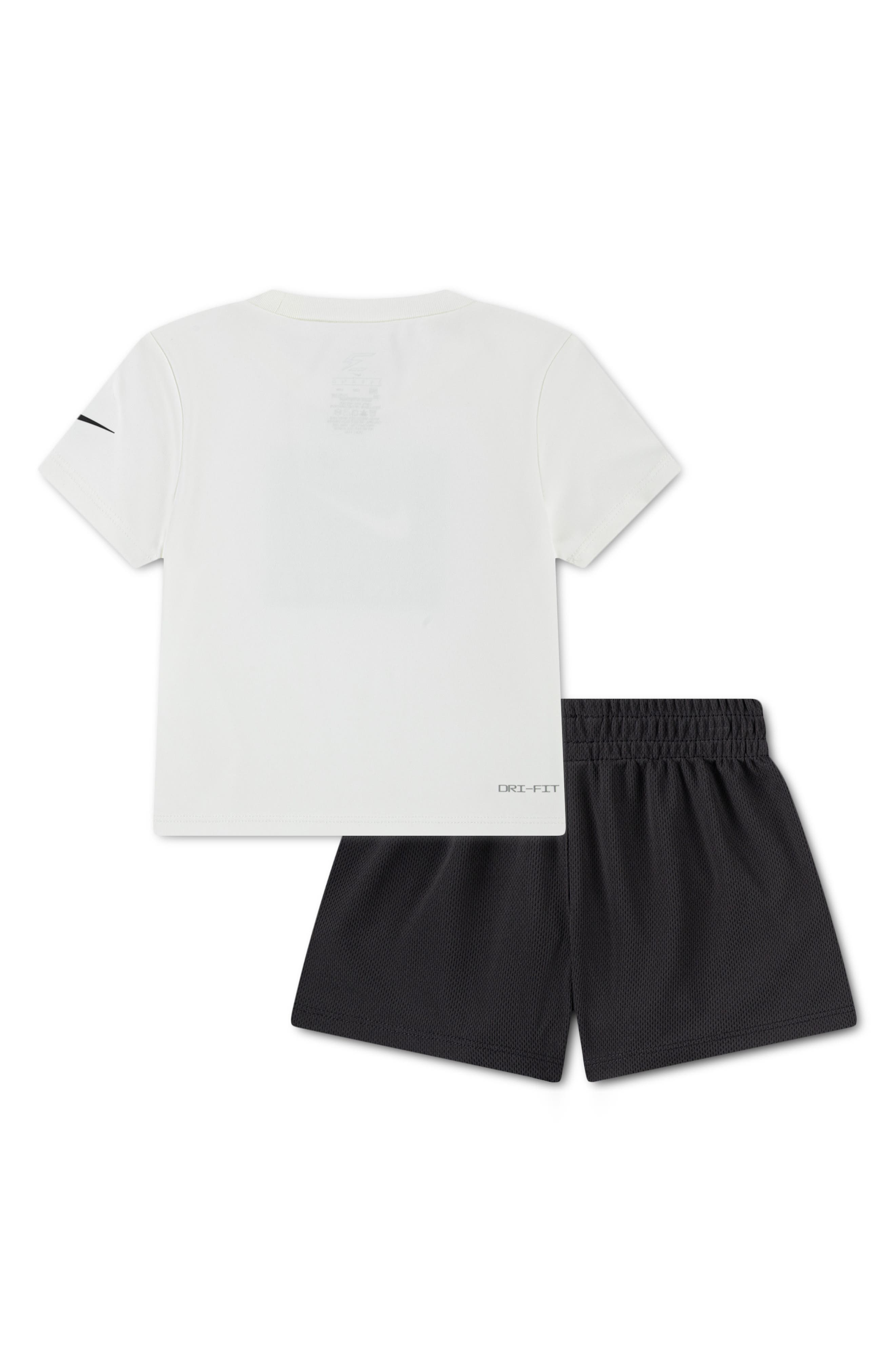 3 Brand Swoosh Logo Graphic T-Shirt & Mesh Shorts Set