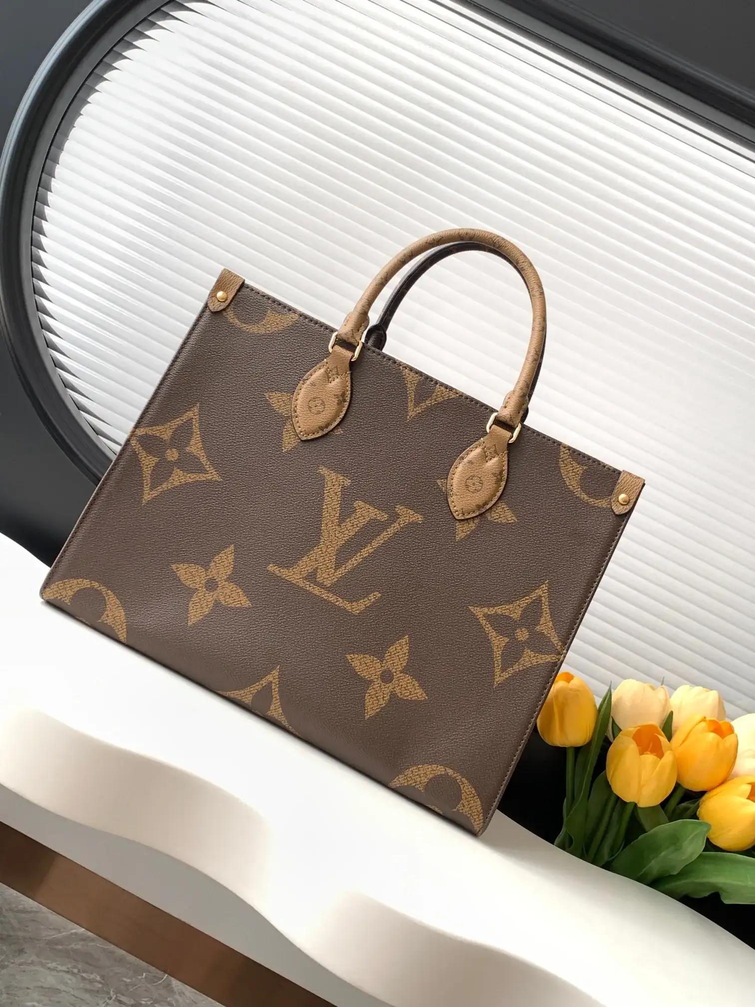 Louis Vuitton Onthego Tote Bag product photo from LabelPicks
