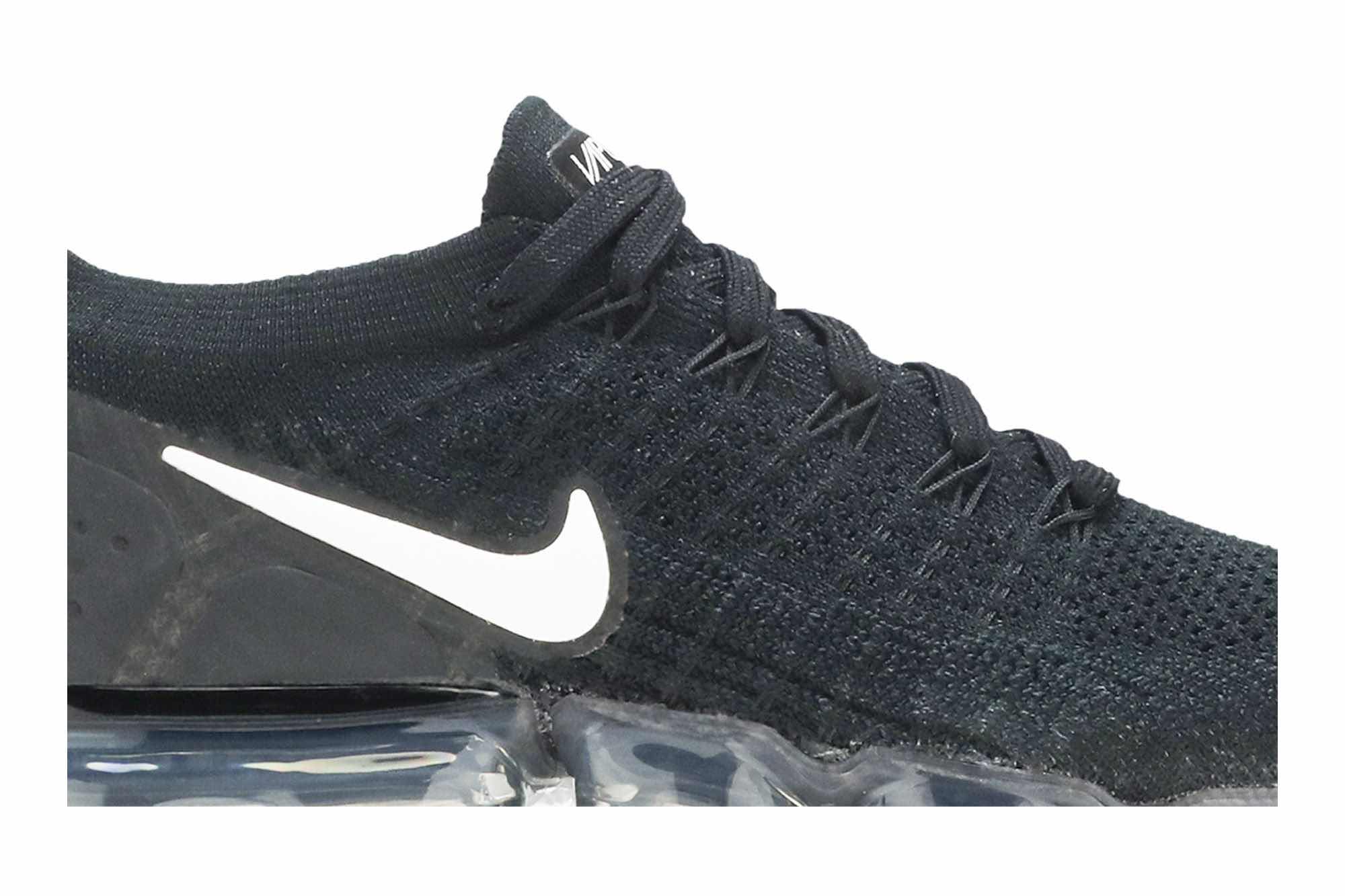 Nike Air VaporMax Flyknit 2 ‘Black White’ 942843-001