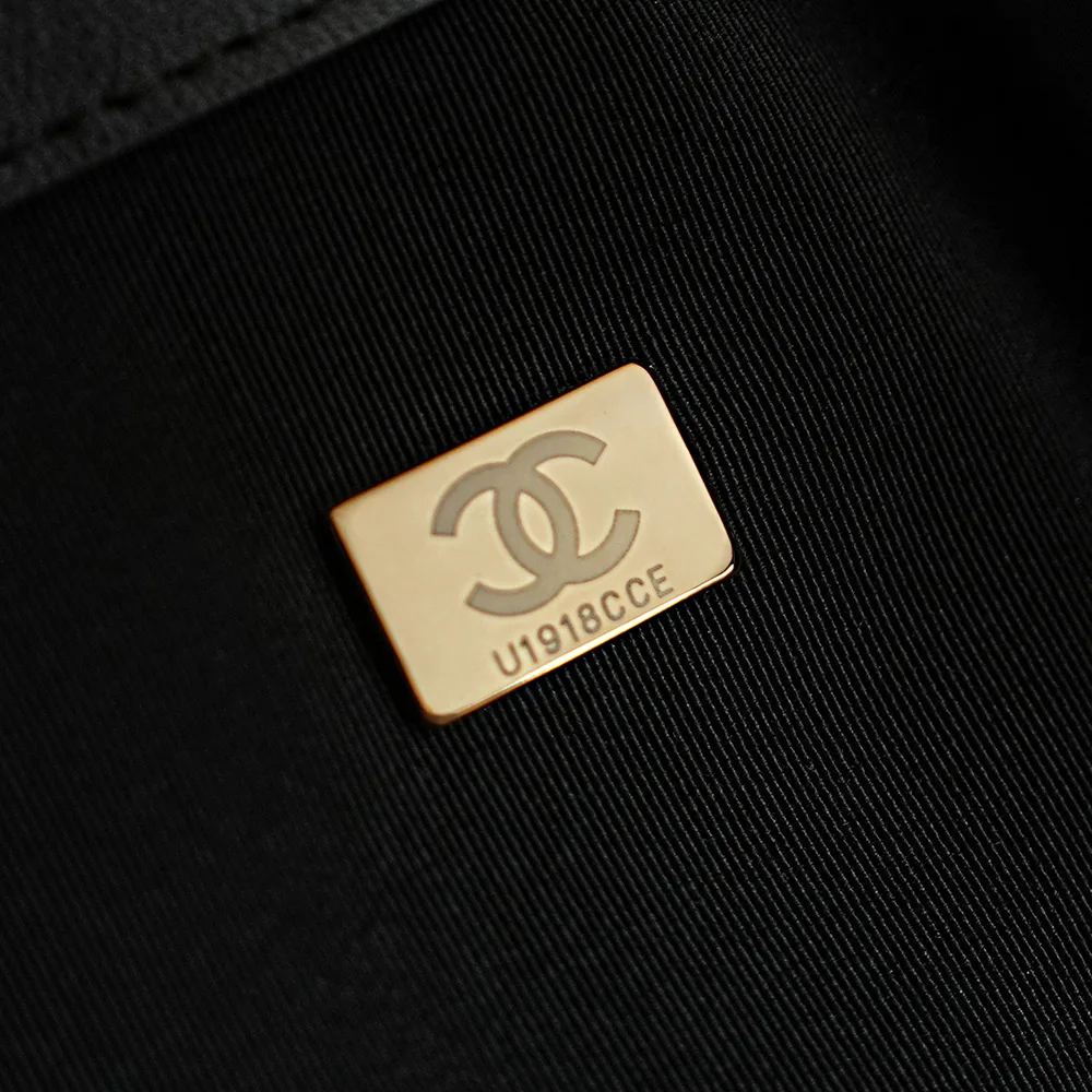 Chanel Black Quilted Leather Shoulder Bag product photo from LabelPicks