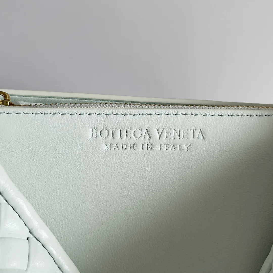 Bottega Veneta Versatile Top Handle Bag product photo from LabelPicks