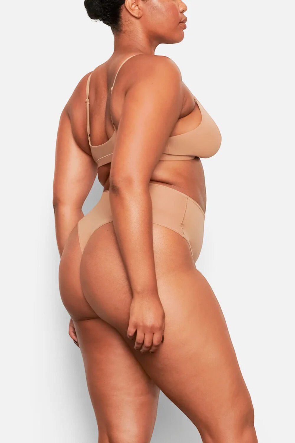 SKIMS HIGH-WAISTED THONG