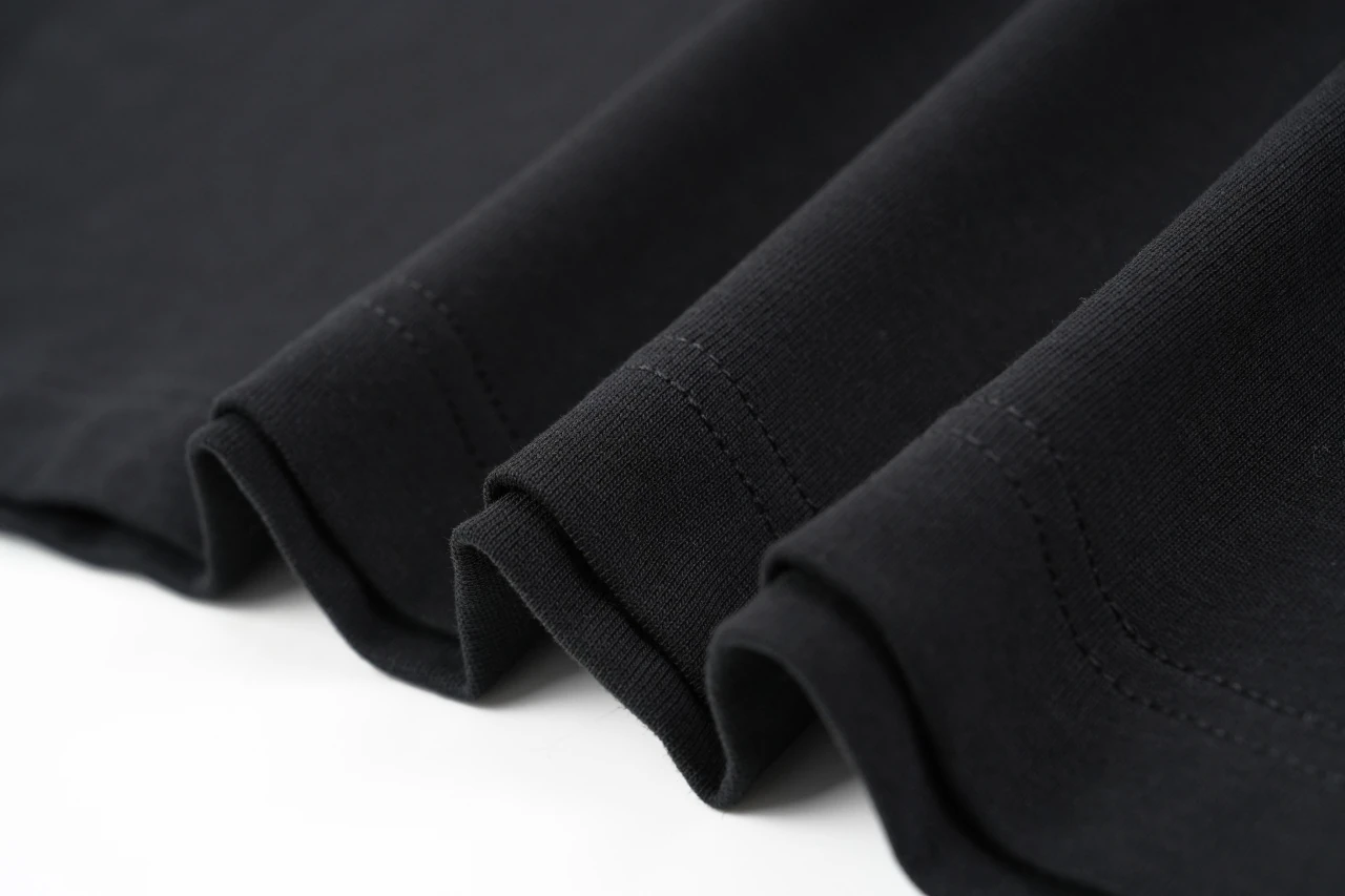 Burberry Black Gradient Triangle Equestrian Knight Print T-Shirt product photo from LabelPicks