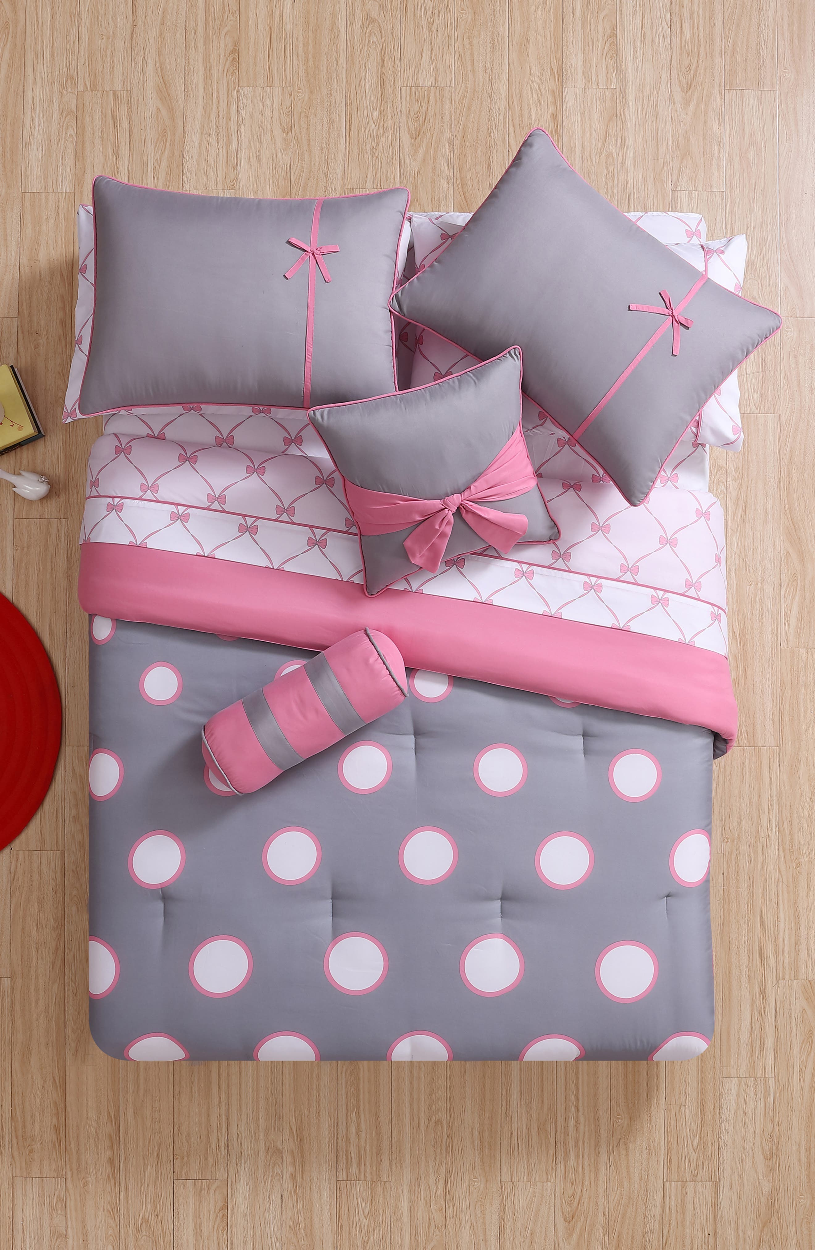 VCNY HOME Sophie Polka Dot Bed-in-a-Bag Comforter Set - Twin