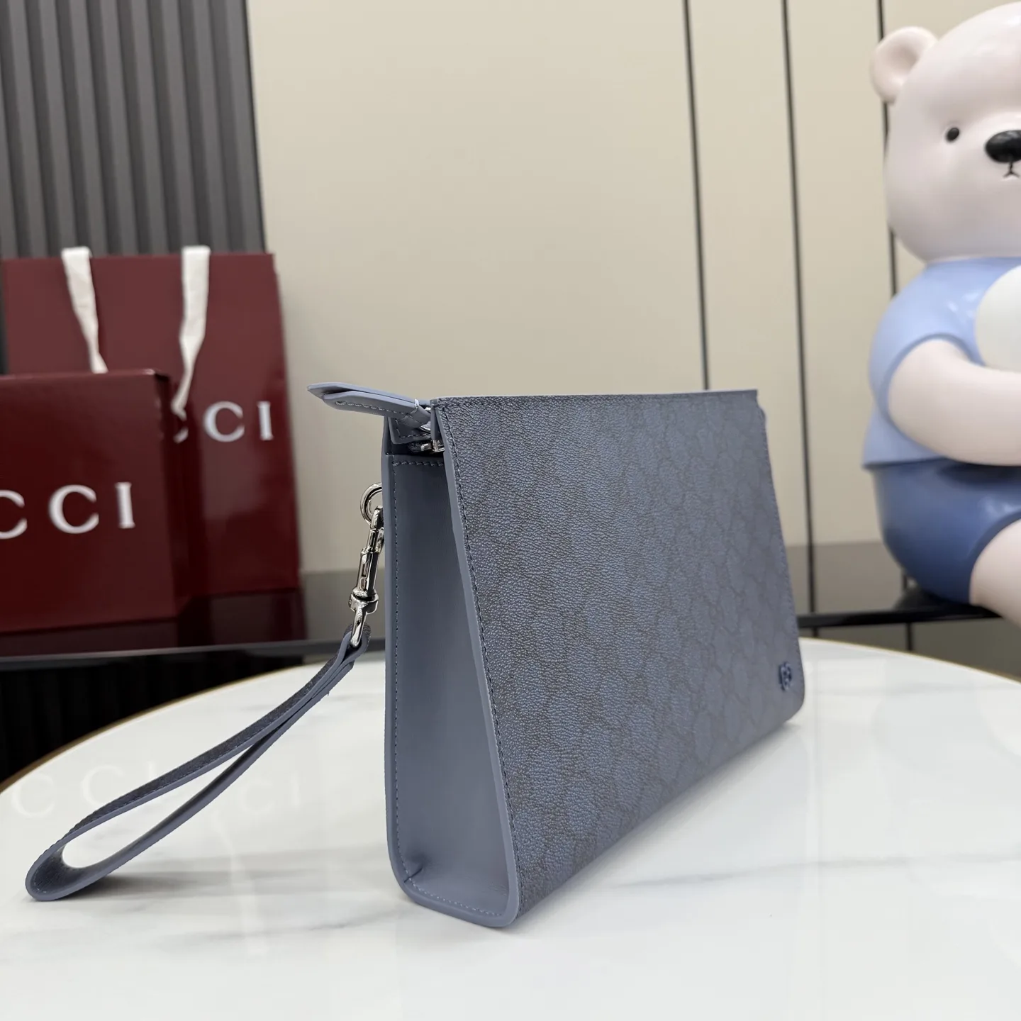 Gucci Polished Clutch product photo from LabelPicks