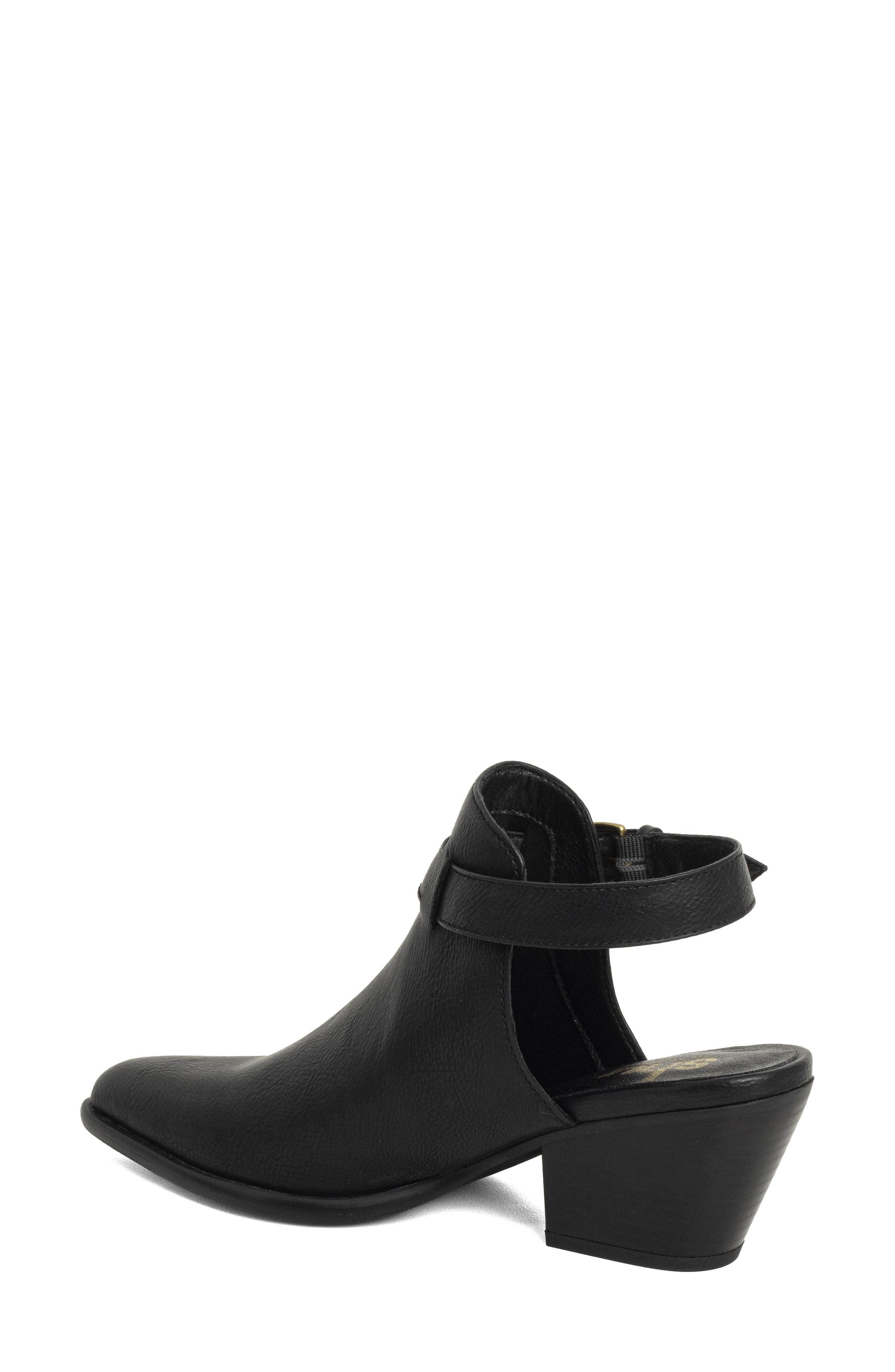 SHUSHOP Nelly Pointed Toe Bootie