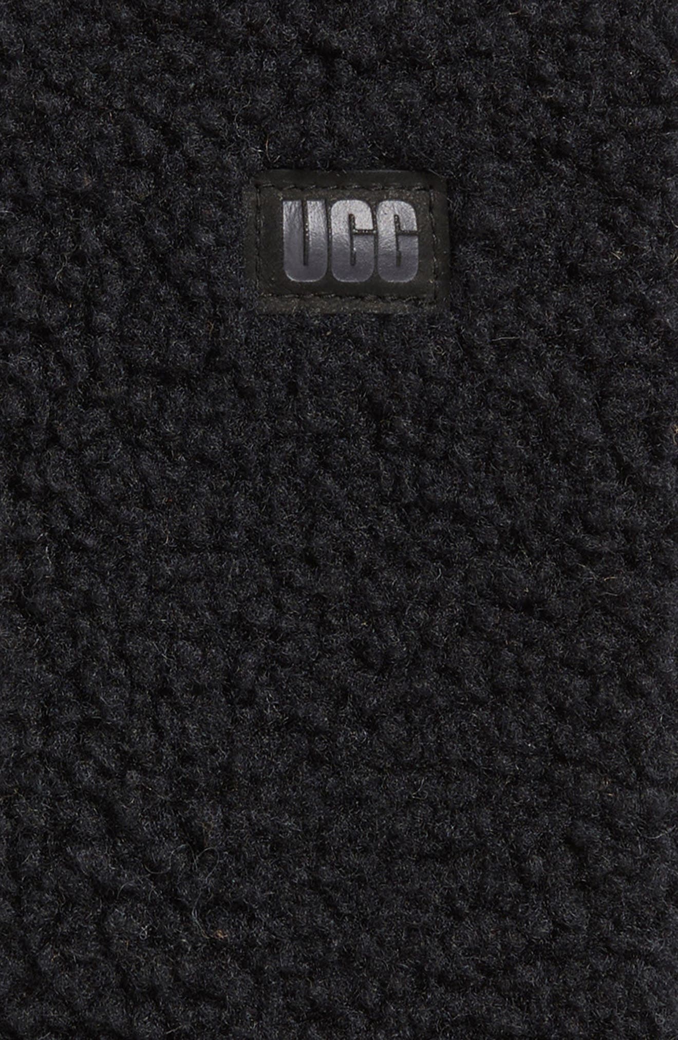 UGG® UGGfluff Scalloped Mittens