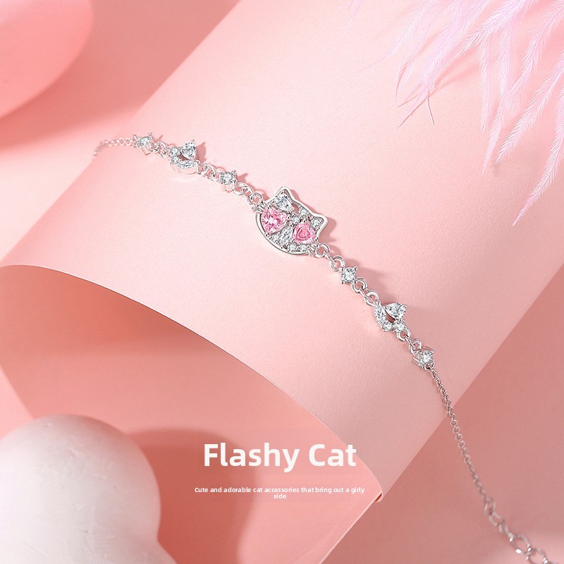 Original sparkling cat bracelet for women, Korean style, cute and sweet, with a girly vibe, featuring cubic zirconia, a small cat charm