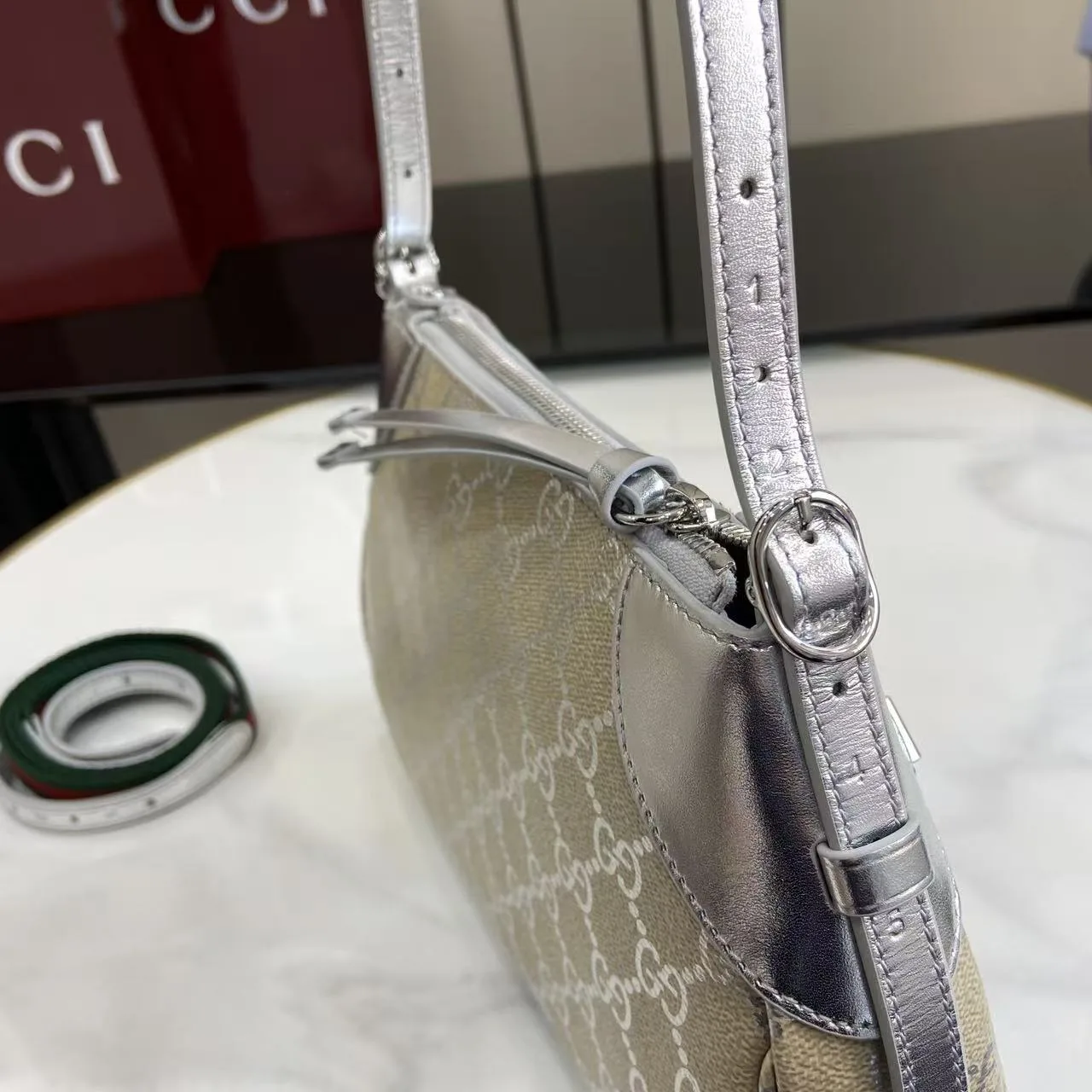Gucci Polished Shoulder Bag product photo from LabelPicks