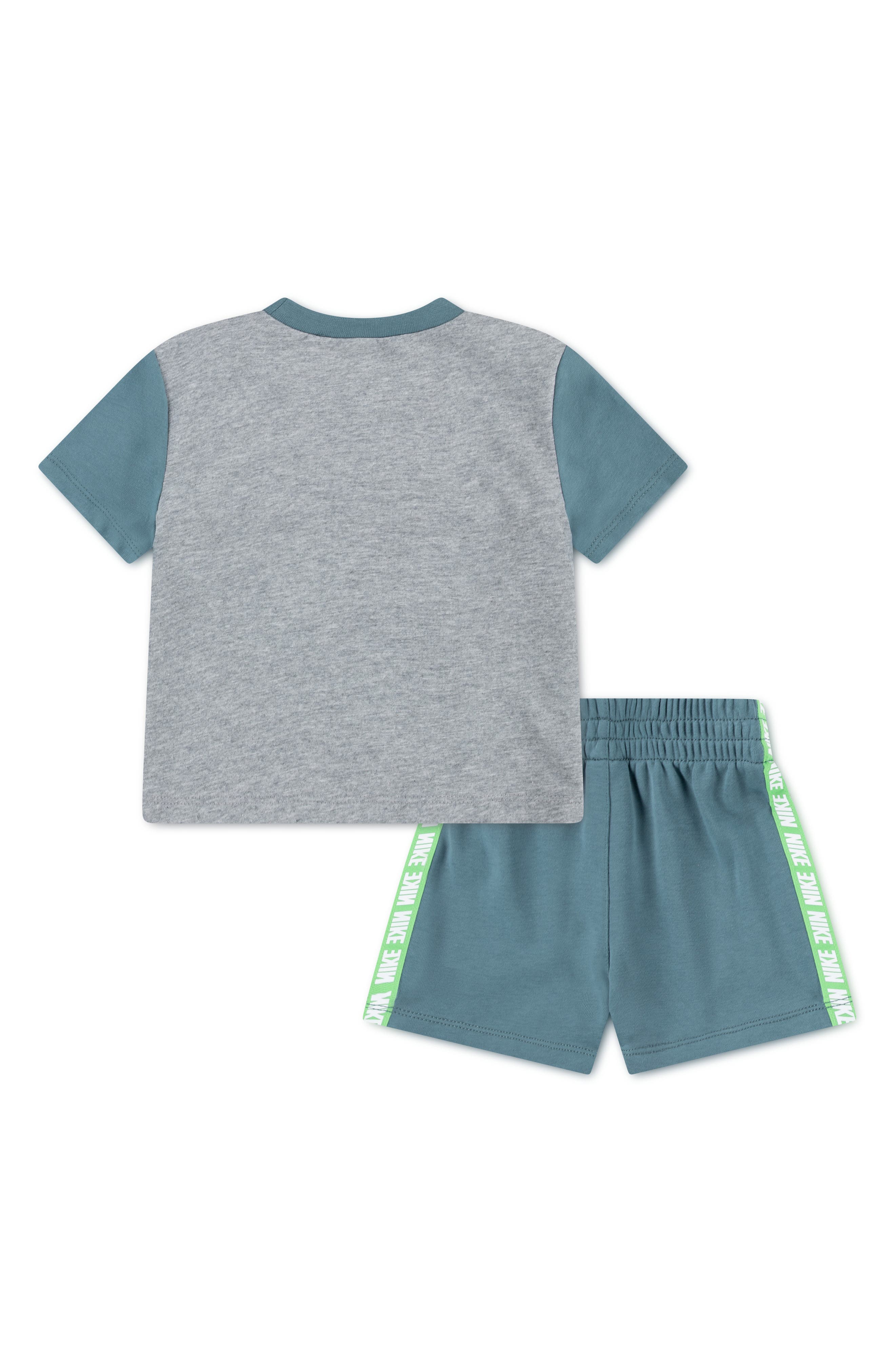 Nike French Terry T-Shirt & Shorts