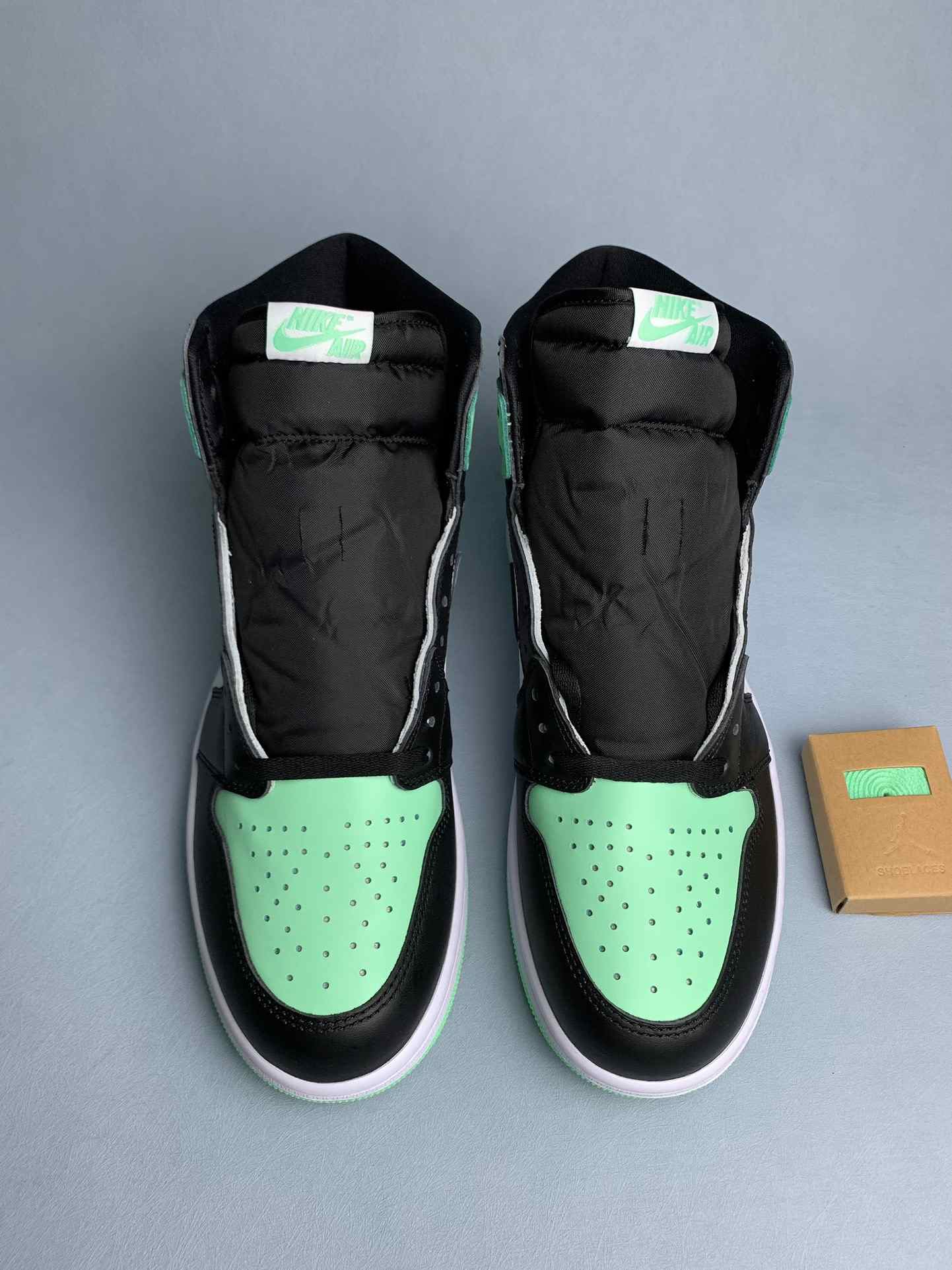 Air Jordan 1 High OG “Green Glow” Shoes