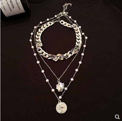 Retro portrait Pendant Necklace Female Minority design multi layer clavicle chain ins cool style cool personality