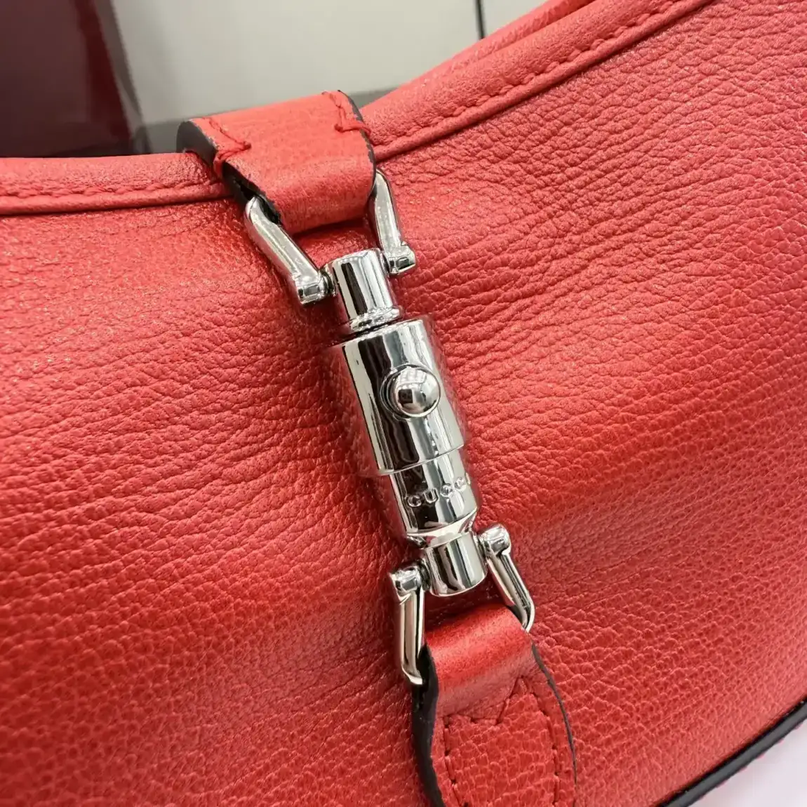 Gucci Red Jackie Grained Leather Shoulder Bag product photo from LabelPicks