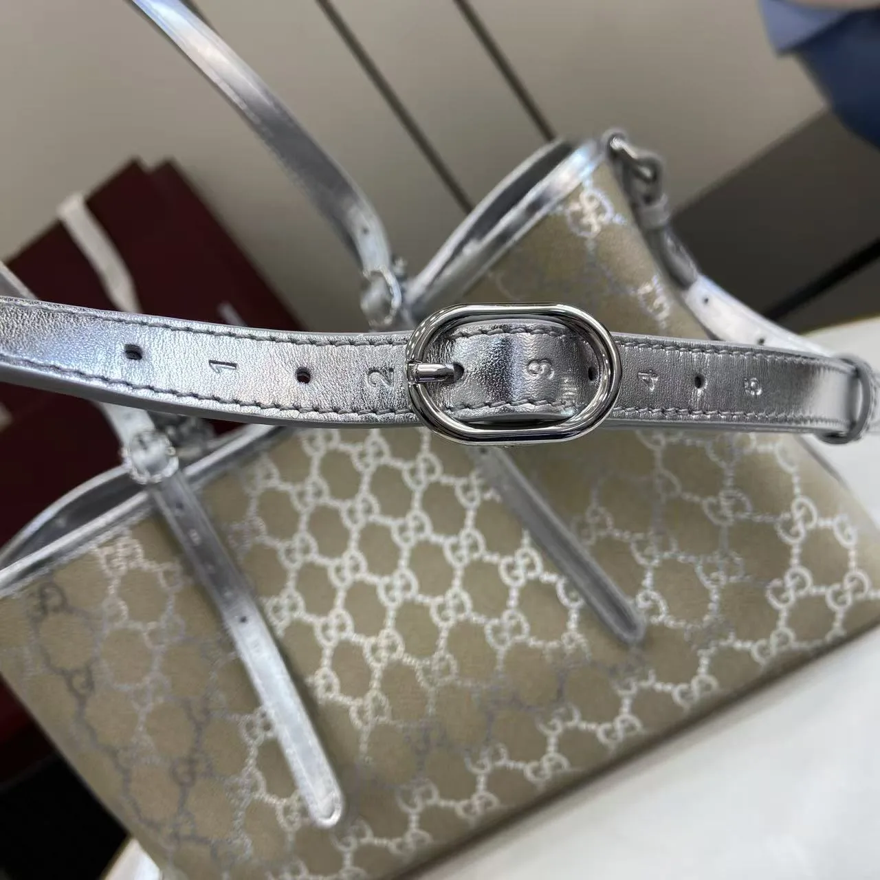 Gucci Beige Tote Bag product photo from LabelPicks