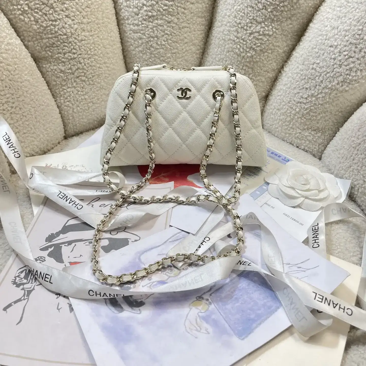 Chanel Versatile Shoulder Bag product photo from LabelPicks