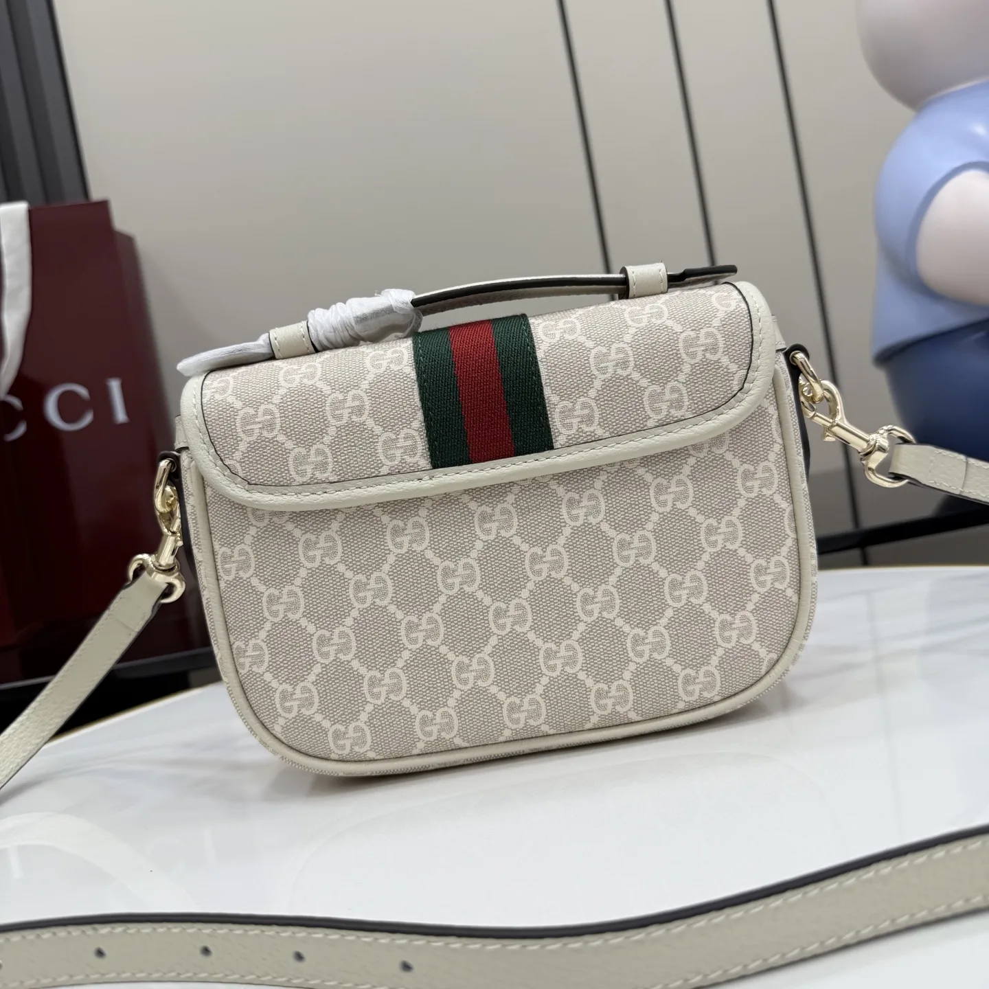 Gucci Ophidia White GG Supreme Canvas Crossbody Bag product photo from LabelPicks