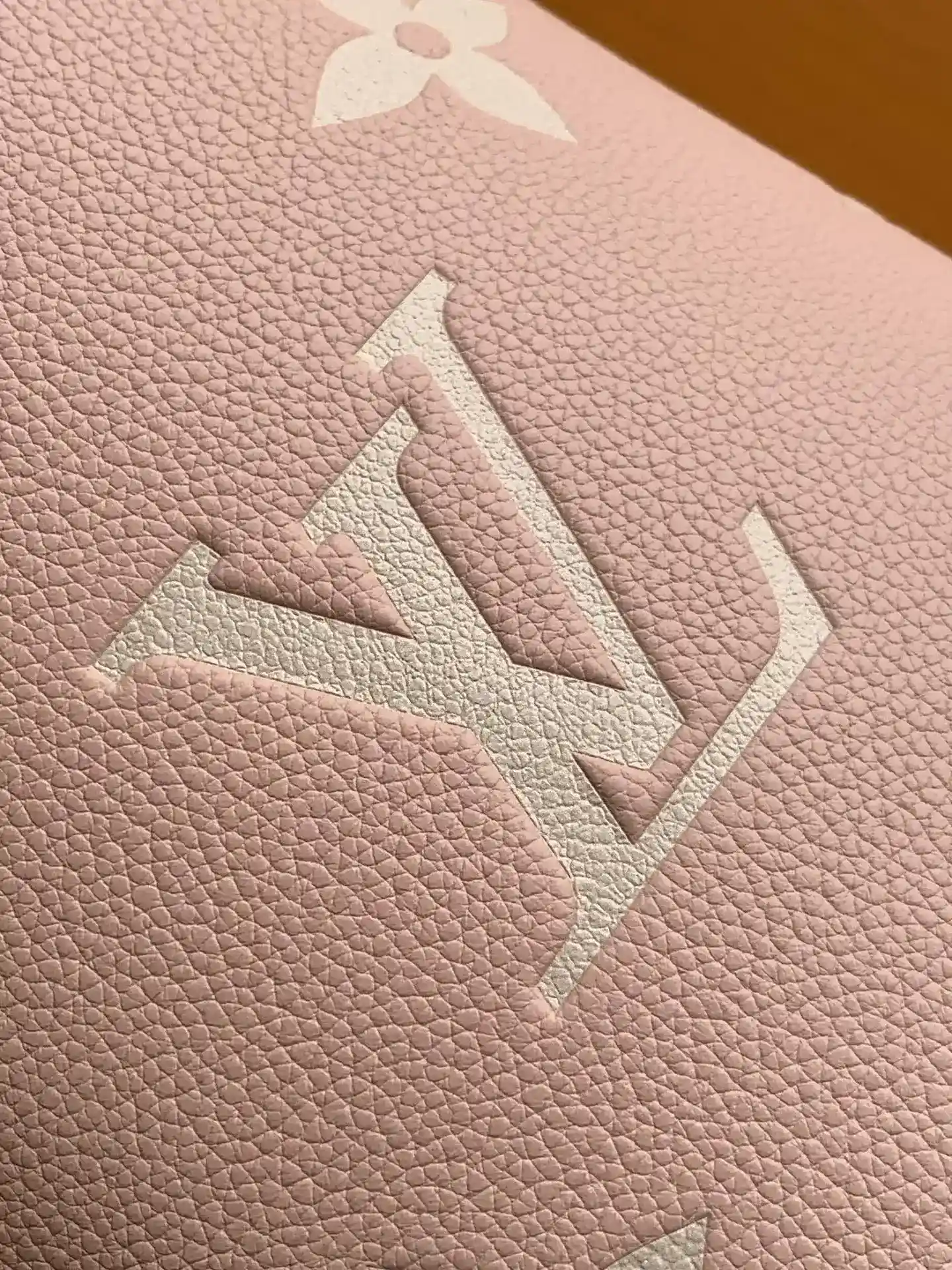 Louis Vuitton Pink Shoulder Bag product photo from LabelPicks