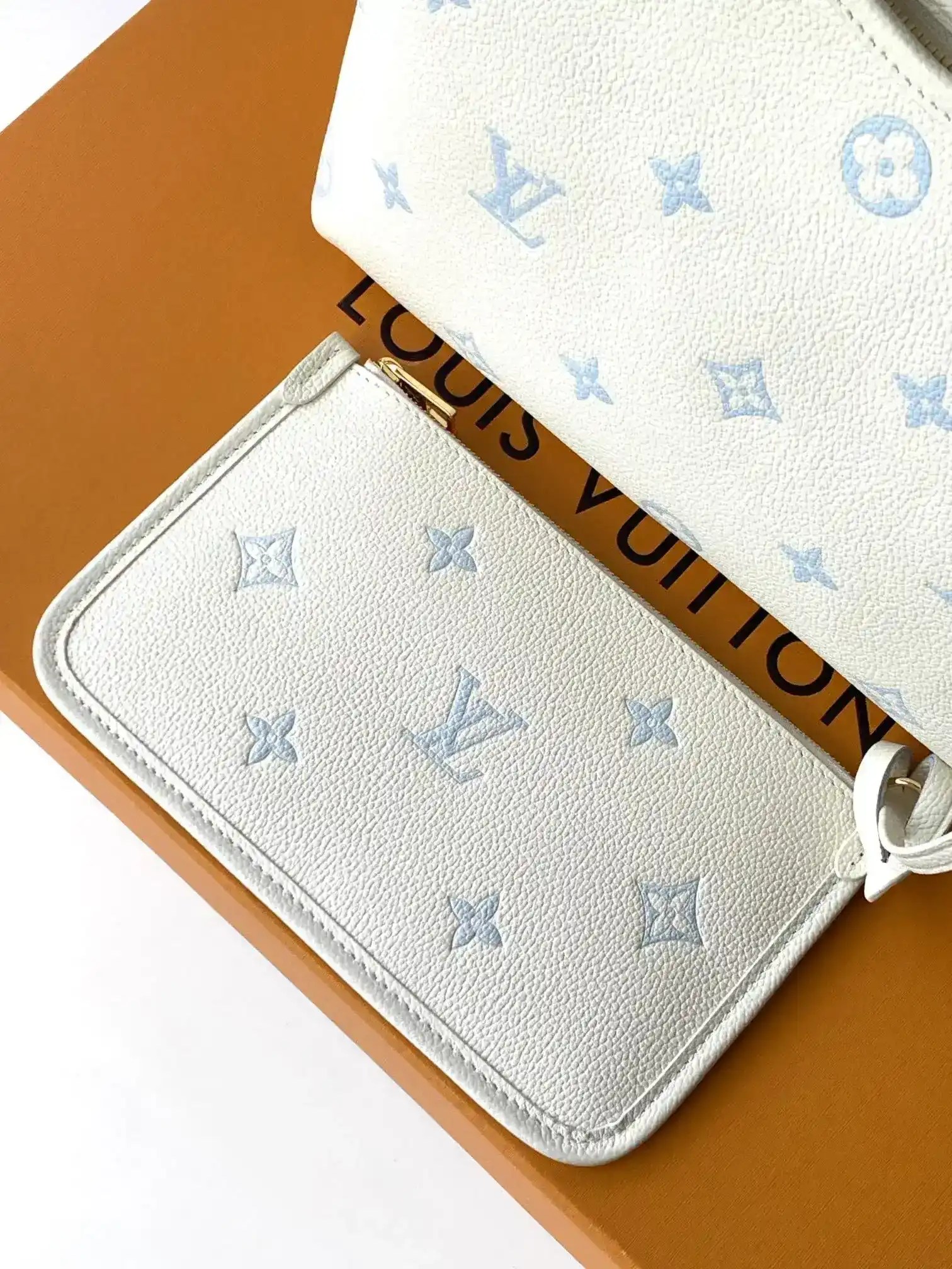 Louis Vuitton White Calfskin Shoulder Bag product photo from LabelPicks
