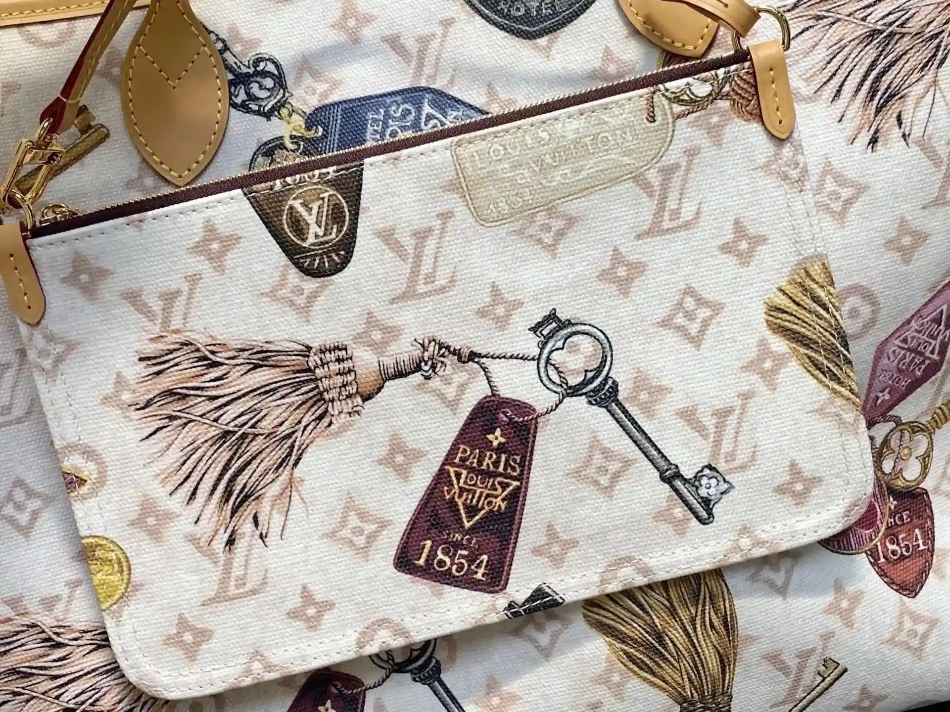 Louis Vuitton Monogram Canvas Neverfull Tote Bag product photo from LabelPicks