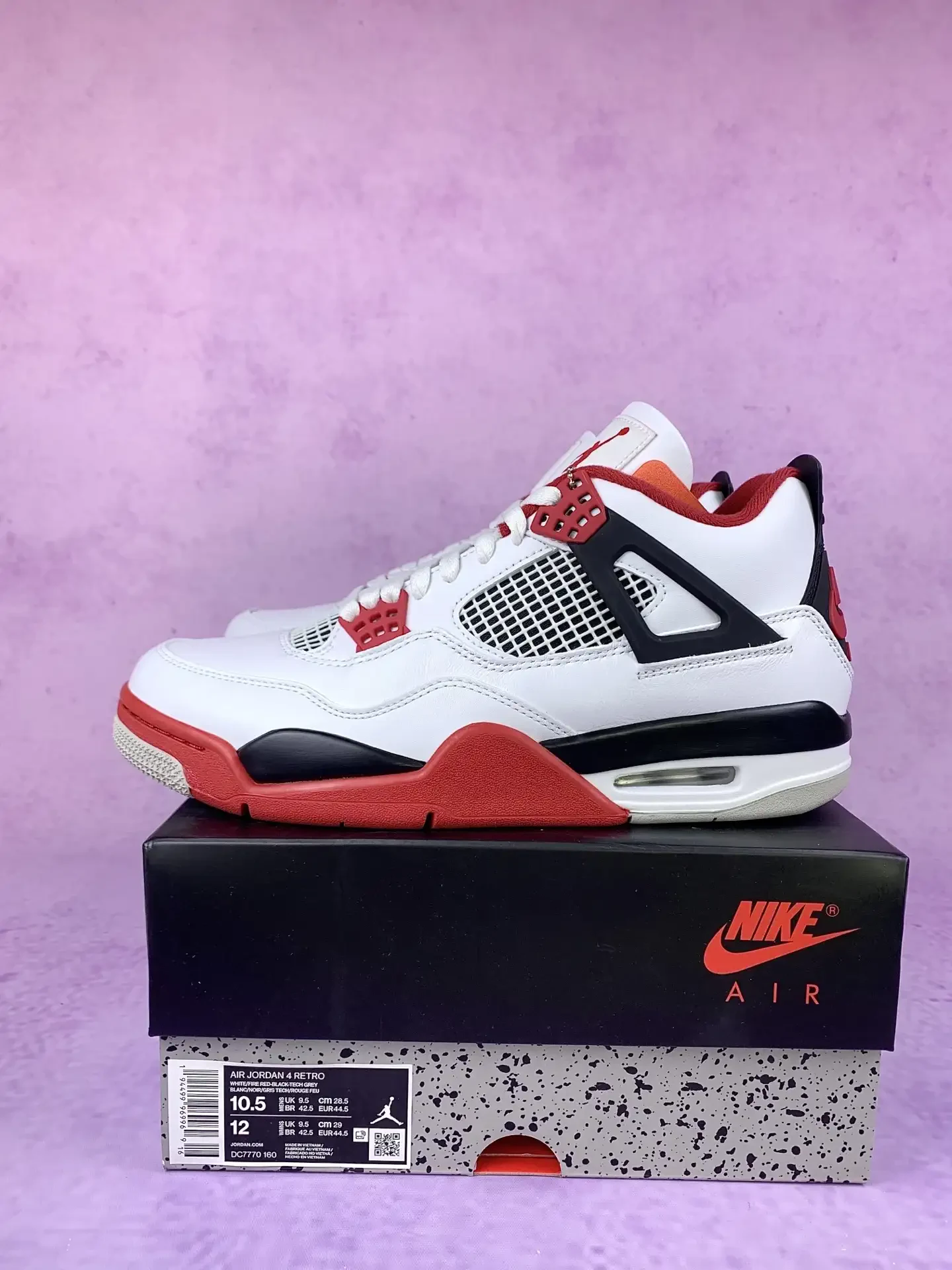 Air Jordan 4 Retro OG 