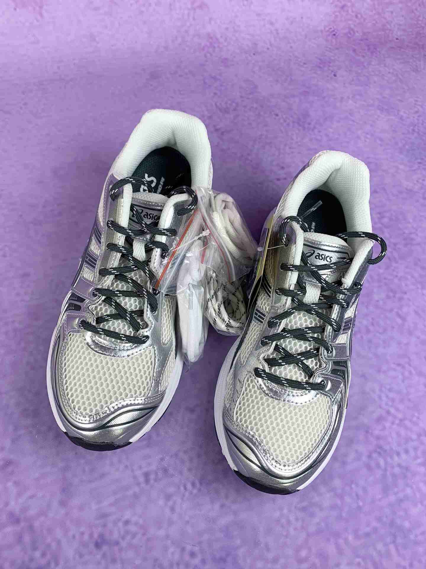 Kith x ASICS GEL-KAYANO 14 Sportstyle Shoes