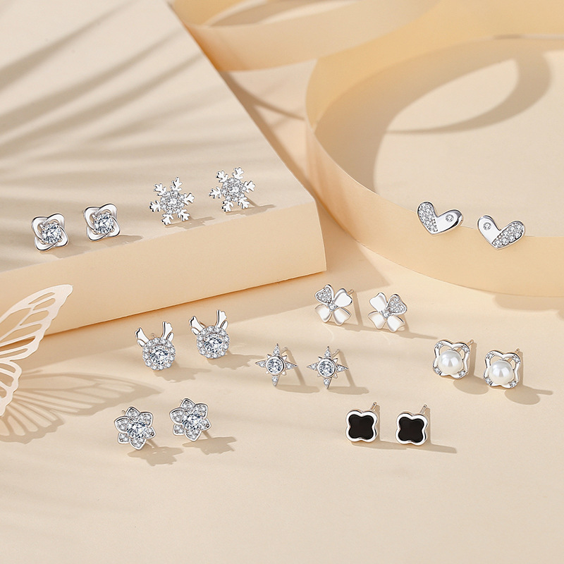 520 gift, a week's supply of women's 925 sterling silver earrings, fashionable and suitable for everyday wear, with delicate cubic zirconia accents, in a chic and elegant style