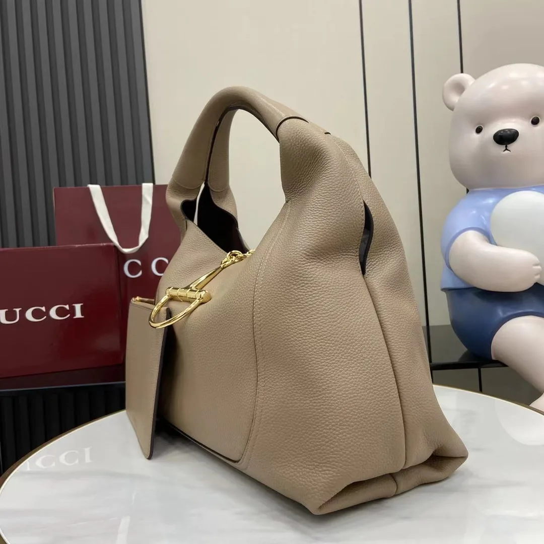 Gucci Grained Leather Shoulder Bag product photo from LabelPicks