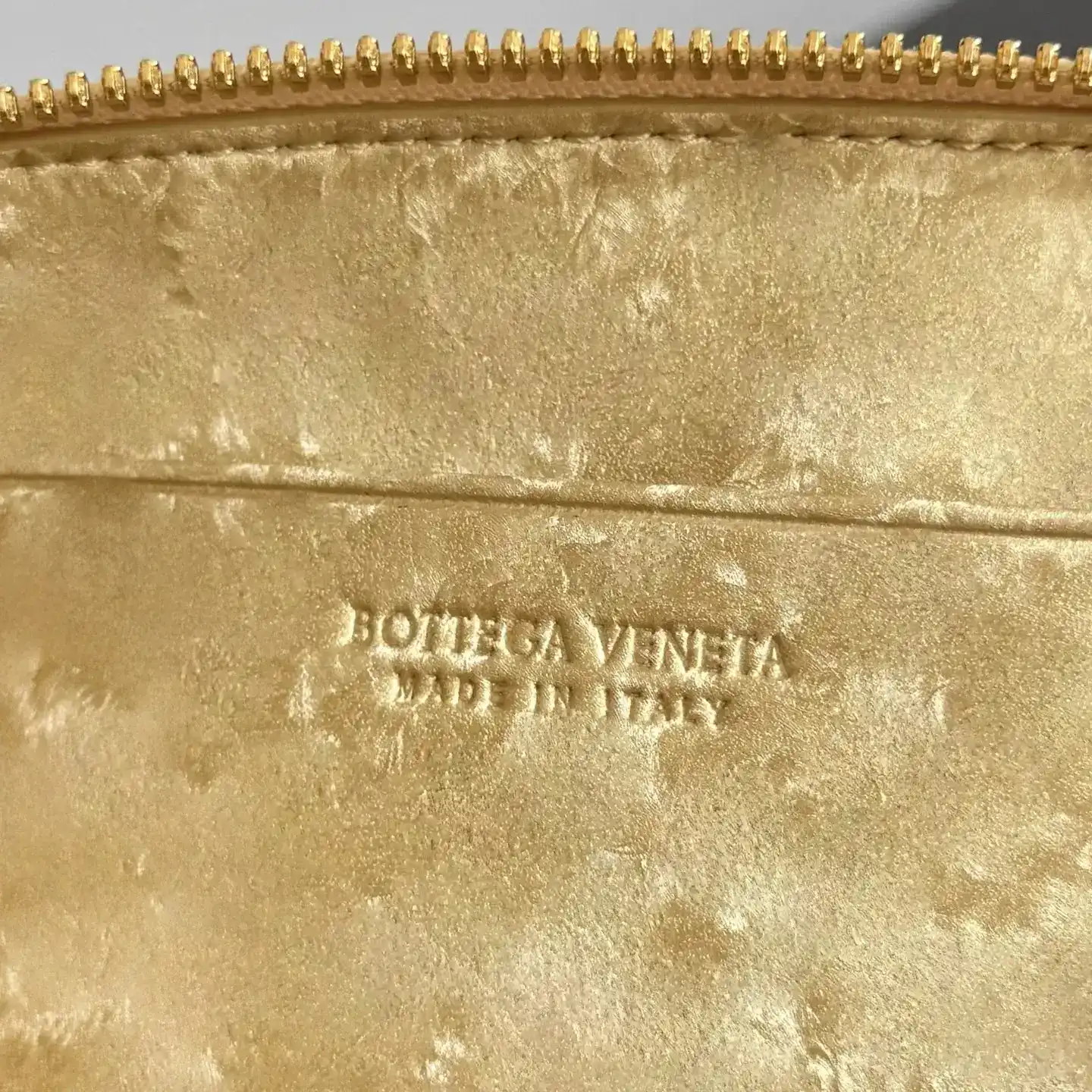 Bottega Veneta Intrecciato Woven Leather Top Handle Bag product photo from LabelPicks