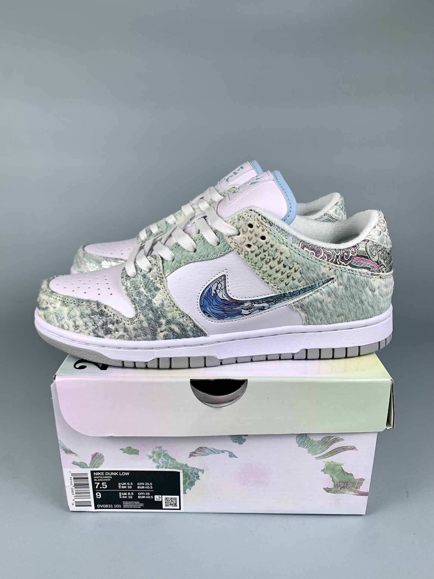 Nike Dunk Low GS “Year of the Dragon” Shoes