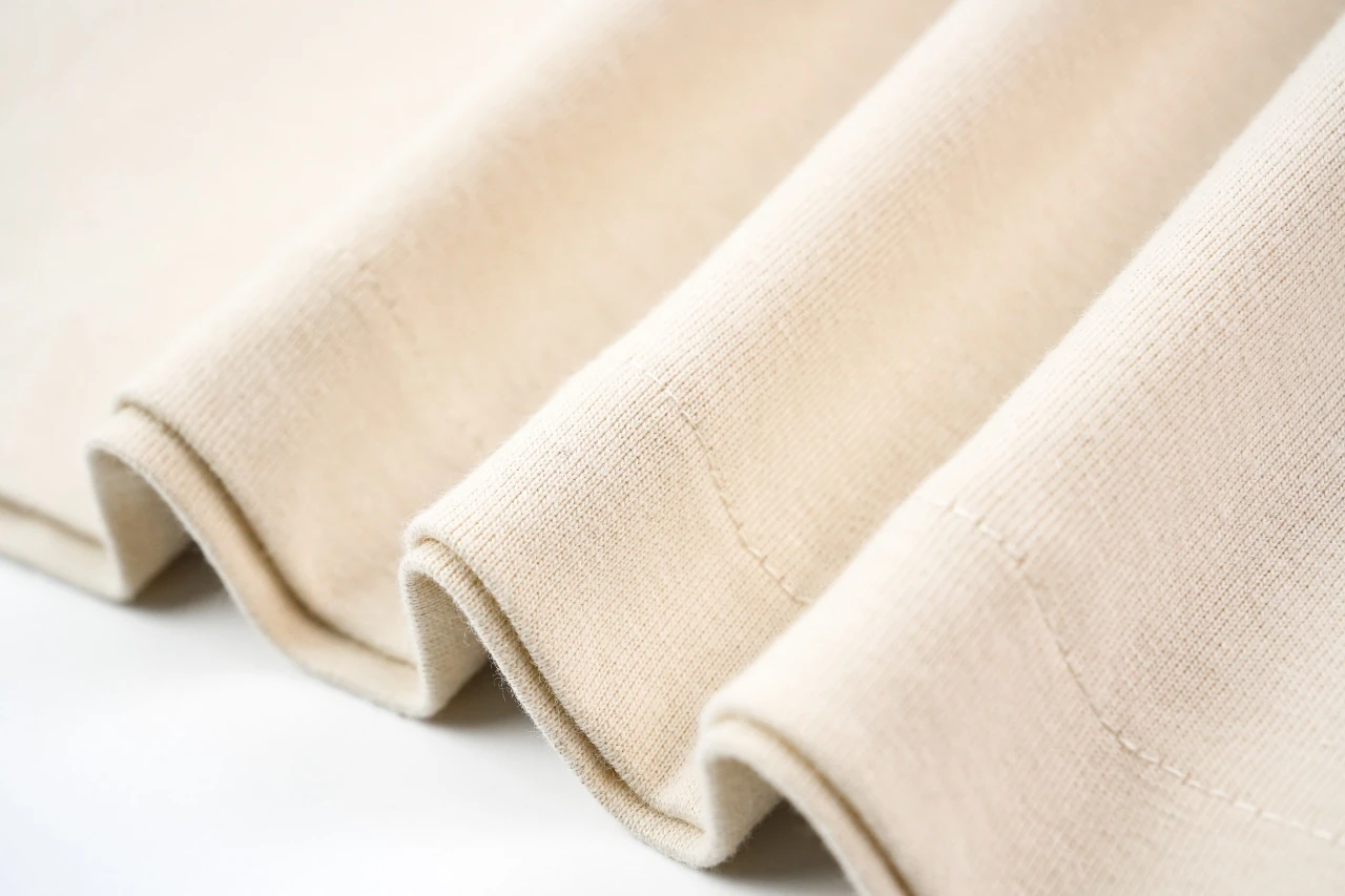 Off-White Beige Dollar Arrow T-Shirt product photo from LabelPicks