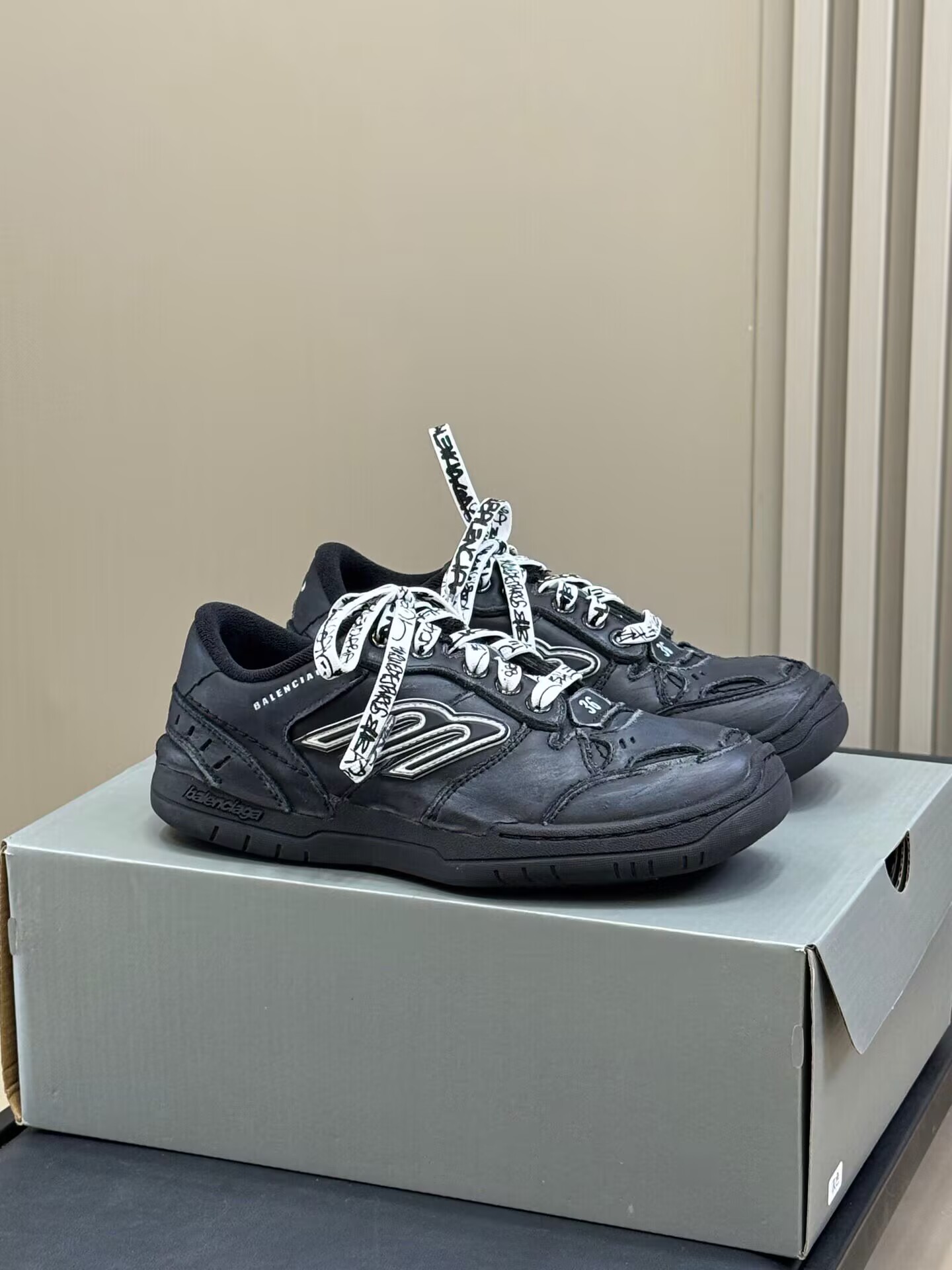 Balenciaga Hamptons