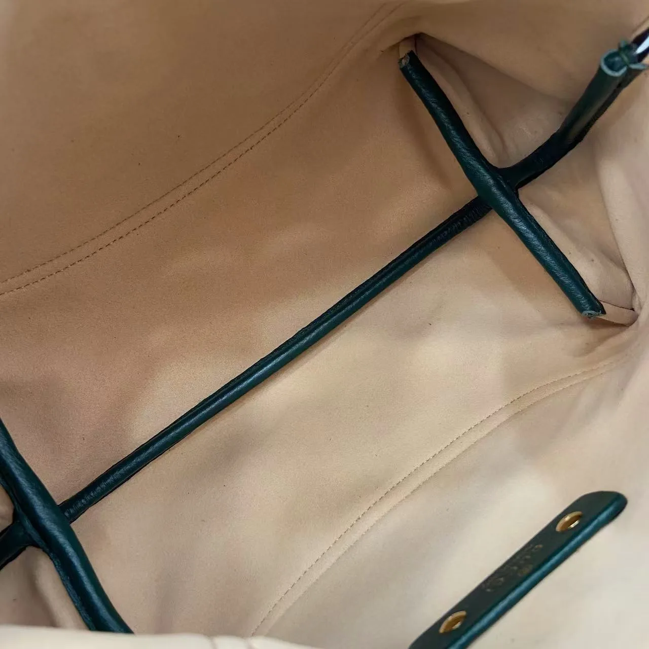 Gucci Green Grained Leather Shoulder Bag product photo from LabelPicks