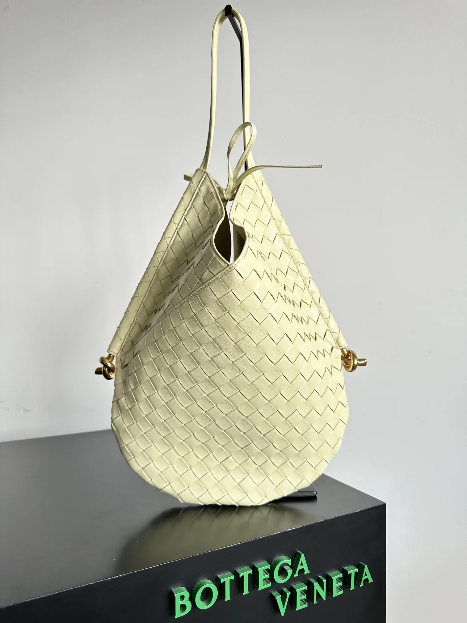 Bottega Veneta Polished Shoulder Bag product photo from LabelPicks