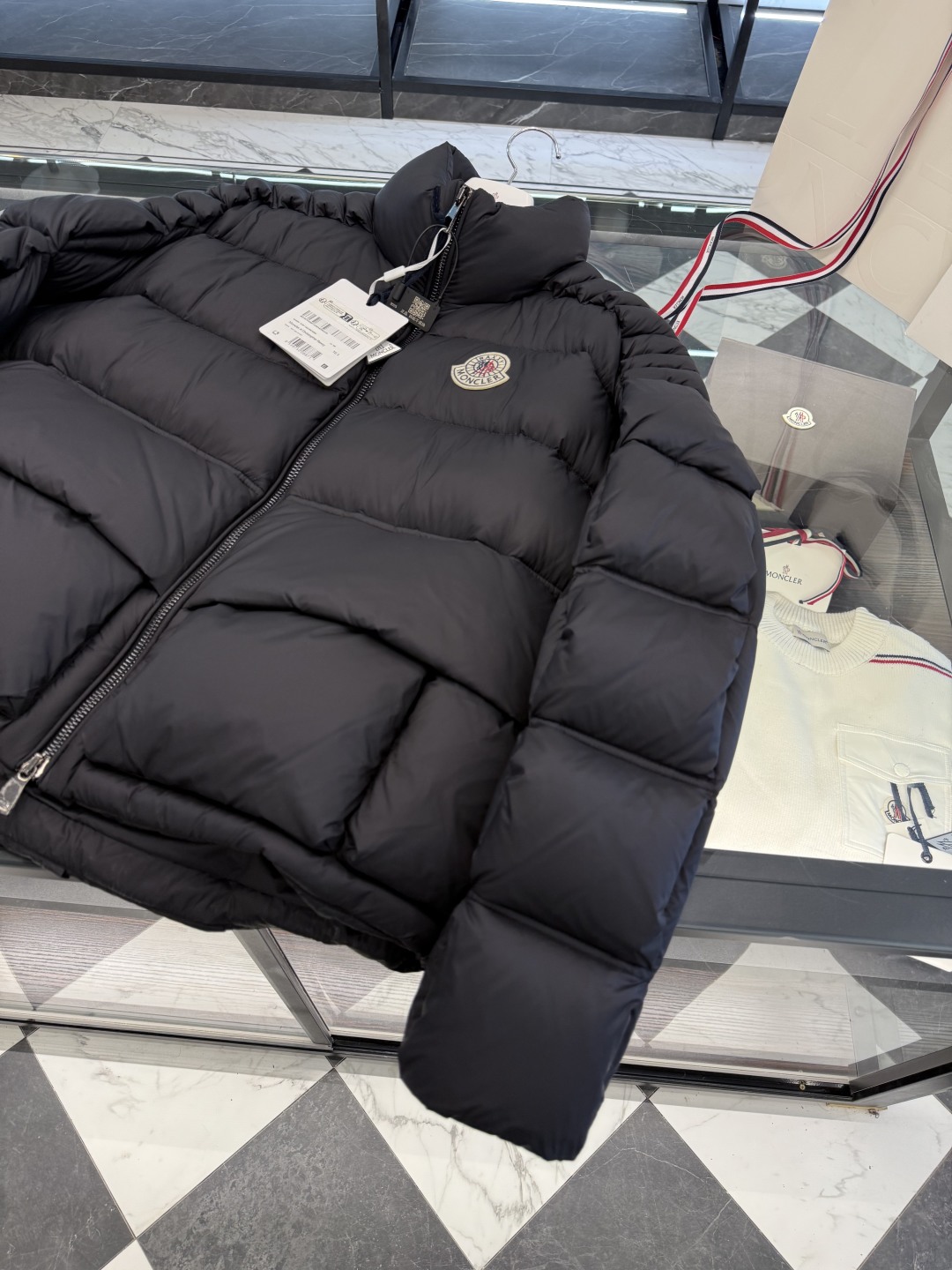 2025 latest trend warm comfortable mountaineering skiing windproof down jacket 0916