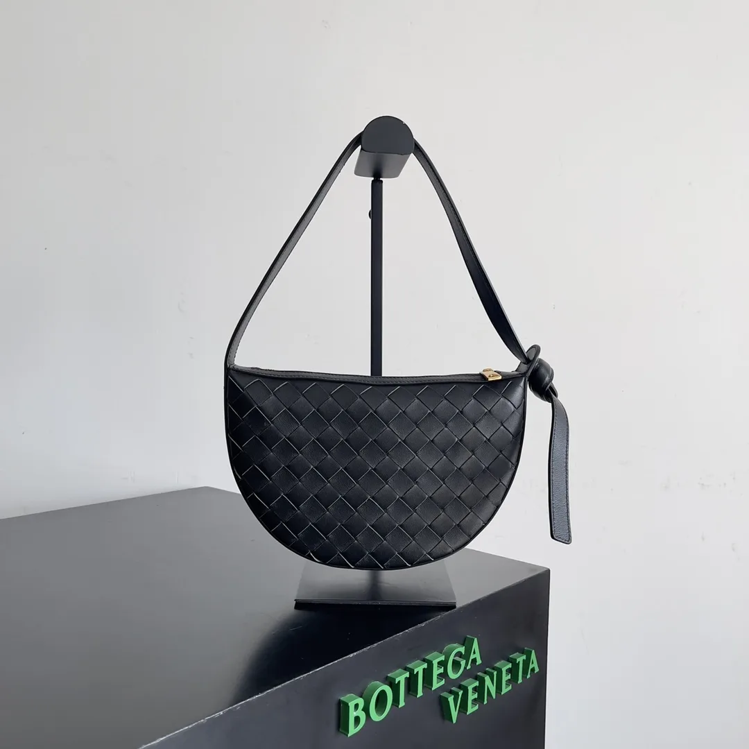 Bottega Veneta Pink Intrecciato Woven Leather Crossbody Bag product photo from LabelPicks