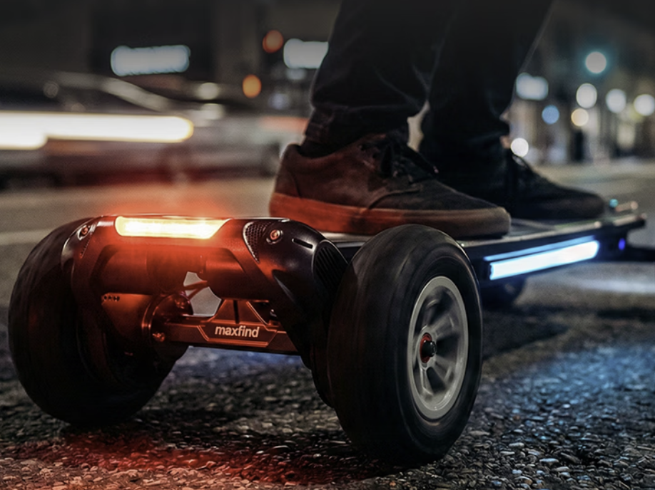 Maxfind CYBER Series 4-Wheel Off-Road Electric Skateboard Adult Remote Control Mountain Board Land Surfing Longboard - GreshamTech