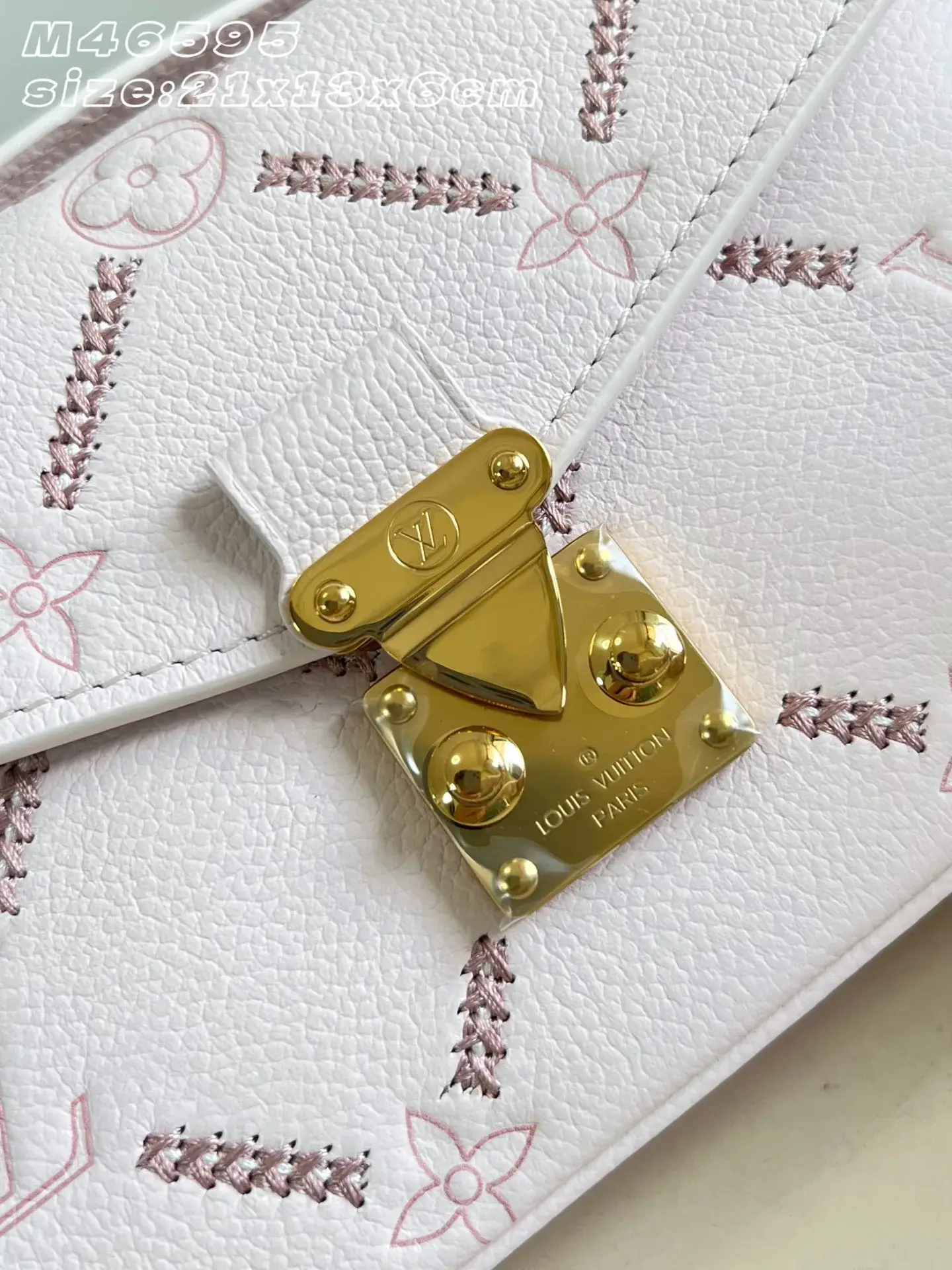 Louis Vuitton Pochette Pink Calfskin Shoulder Bag product photo from LabelPicks