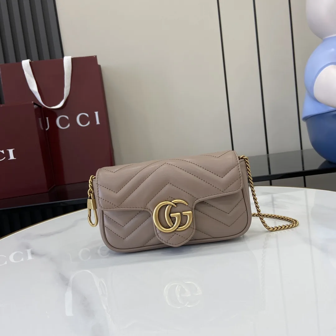 Gucci Marmont GG Supreme Canvas Shoulder Bag product photo from LabelPicks