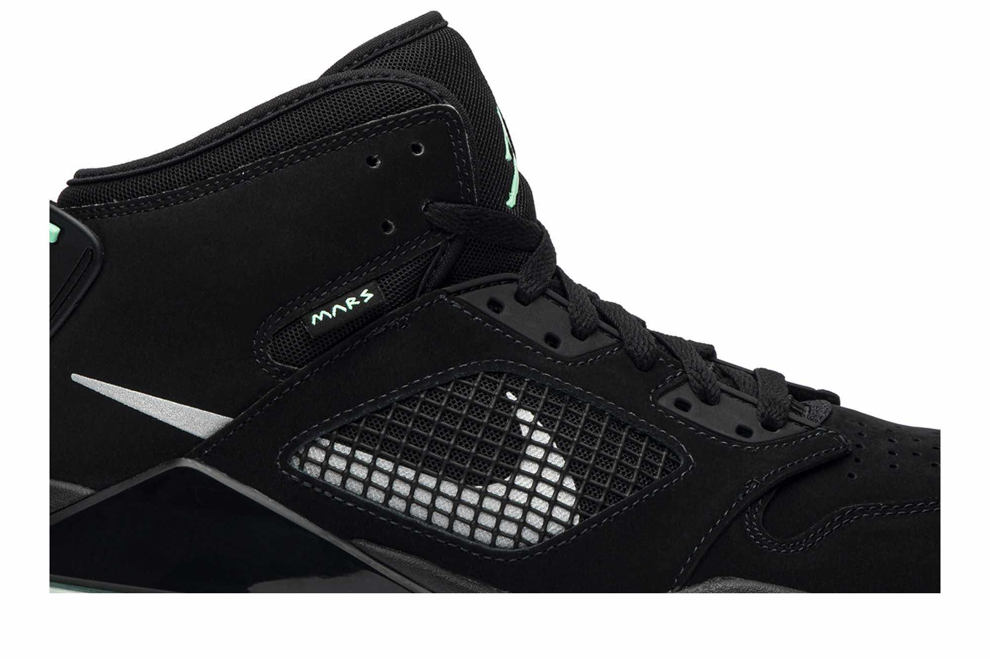 Air Jordan Mars 270 ‘Green Glow’ CD7070-003