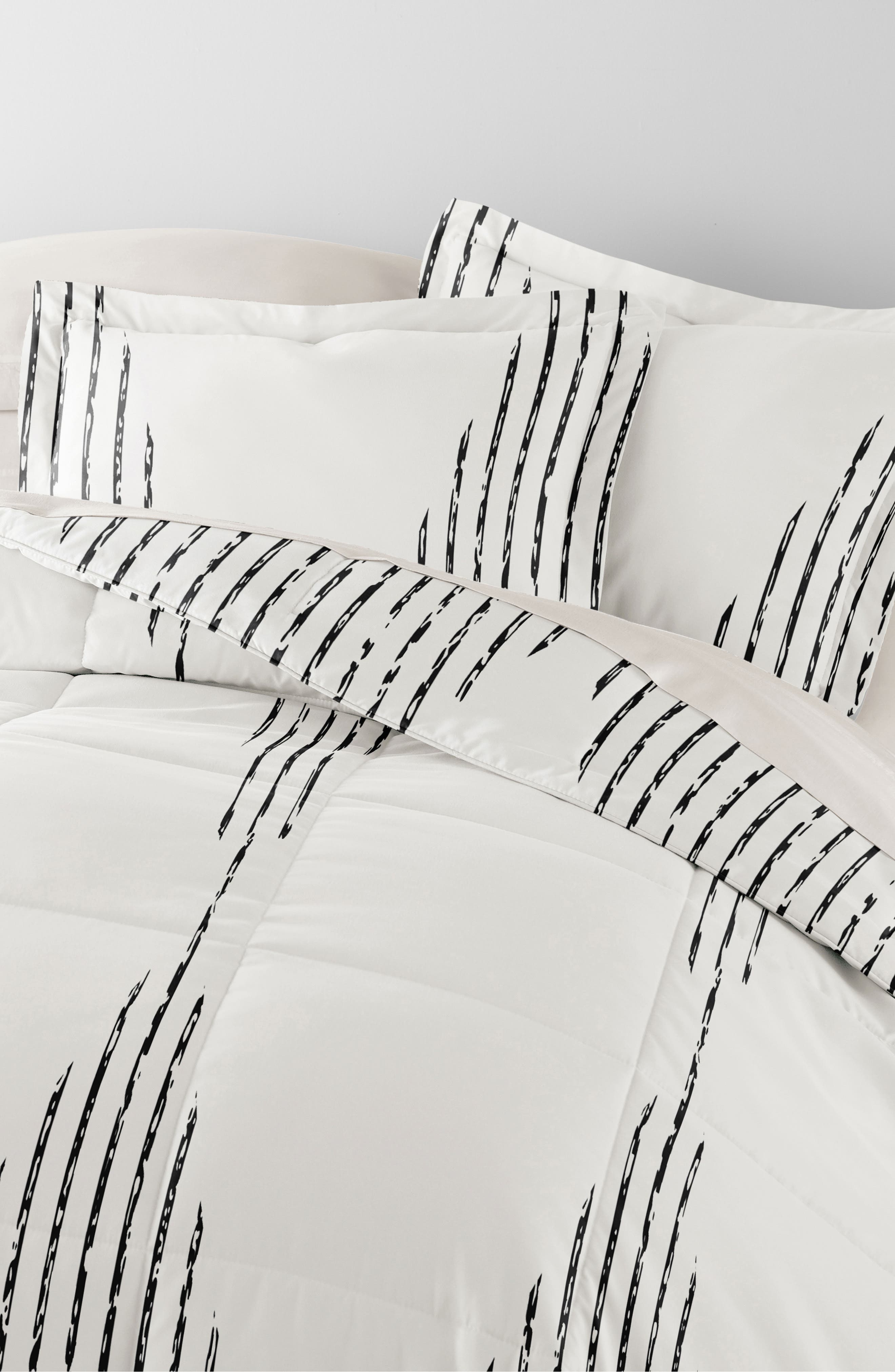 HOMESPUN 7-Piece Assorted Comforter Set