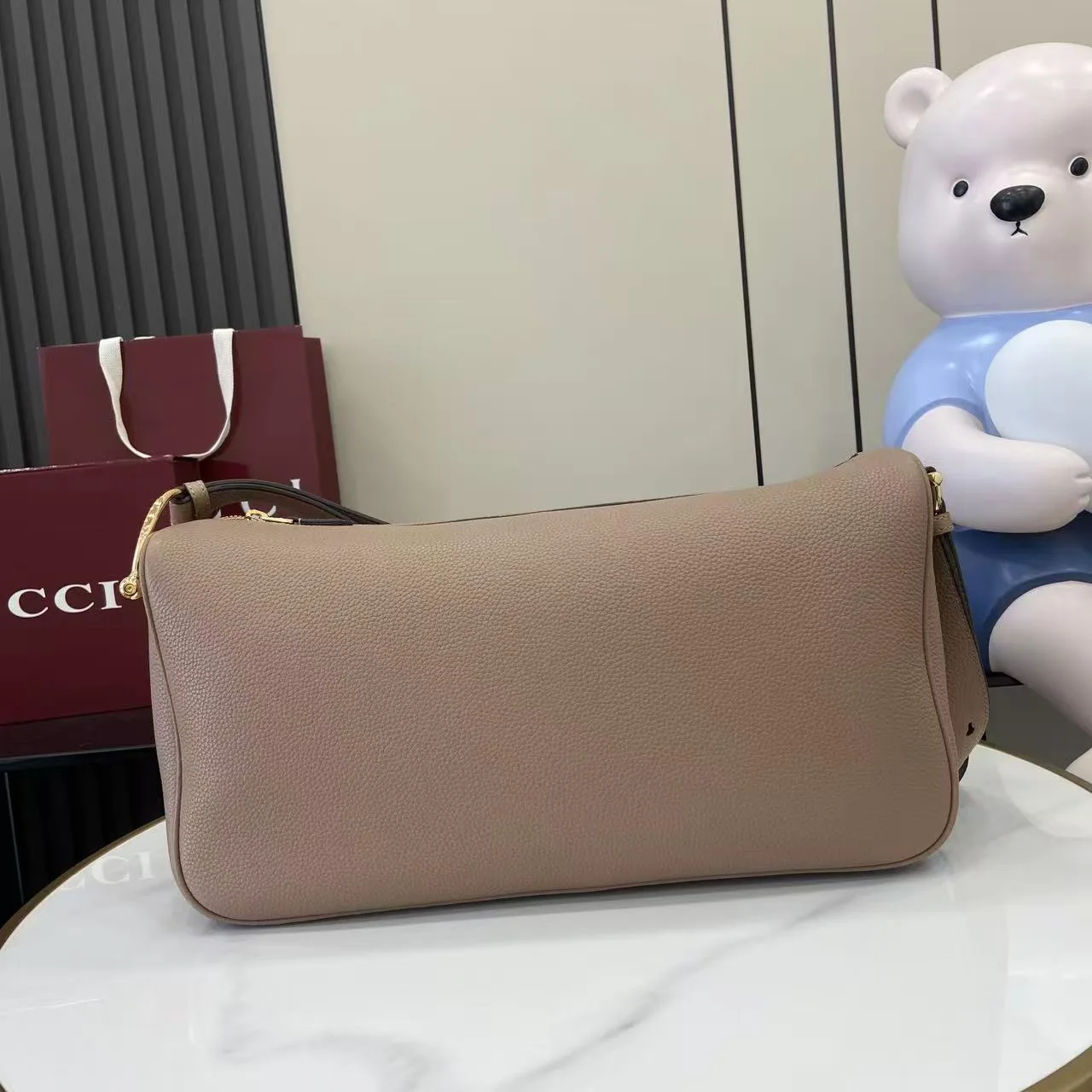 Gucci Horsebit Grained Leather Shoulder Bag product photo from LabelPicks