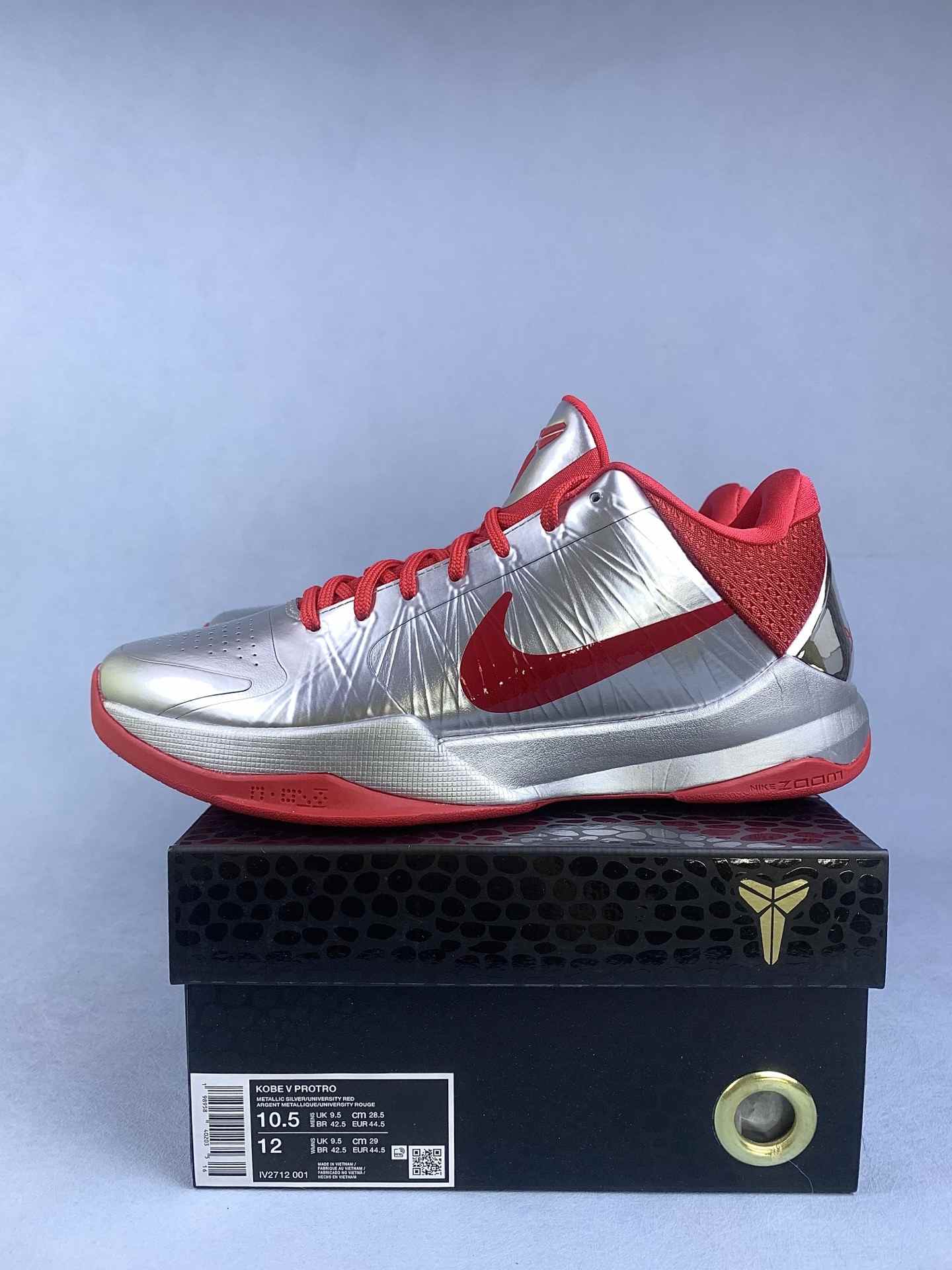 Kobe 5 Protro x Caitlin Clark 'Rookie of the Year' Shoes