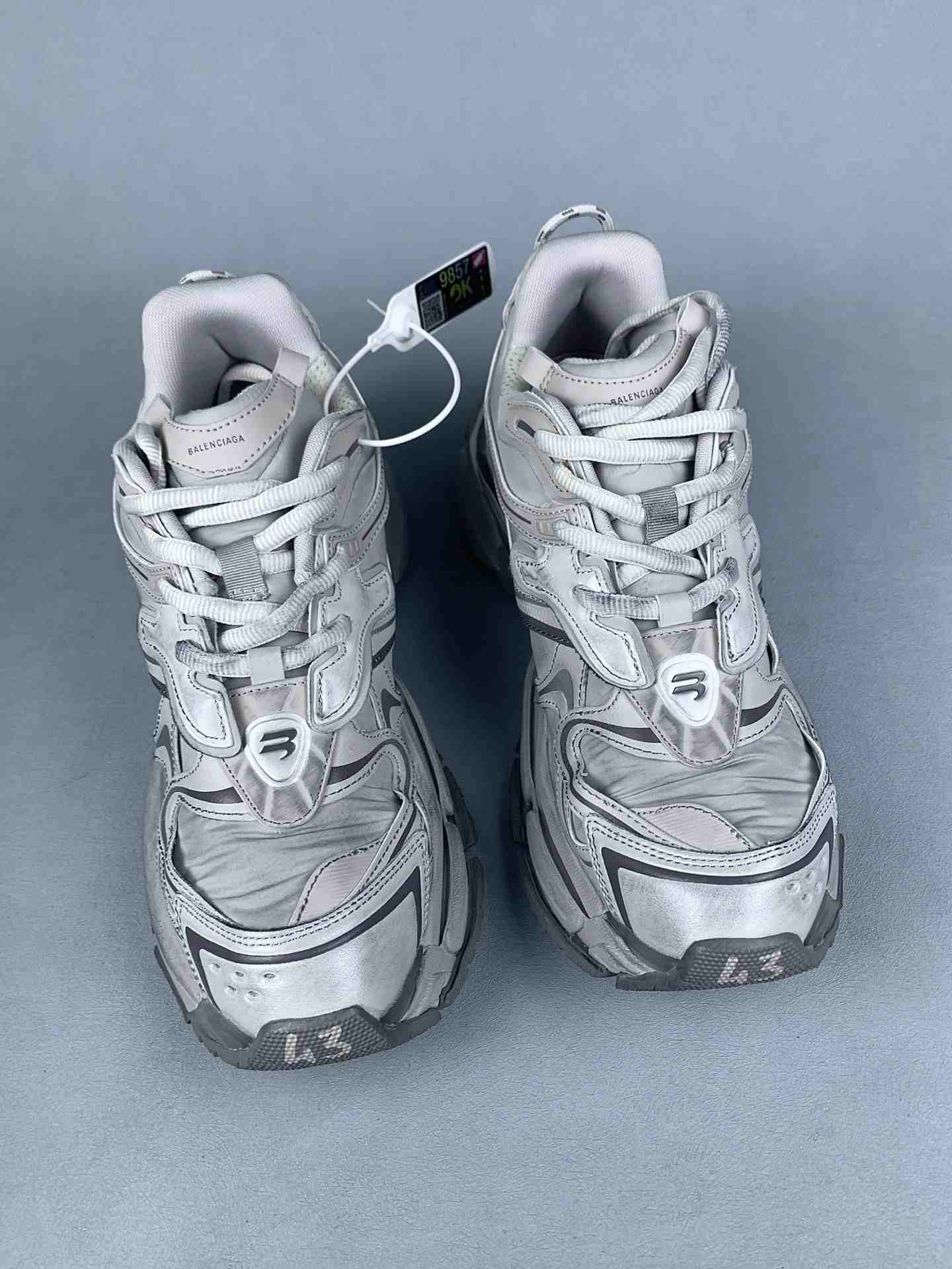 Balenciaga Sporty B Sneaker
