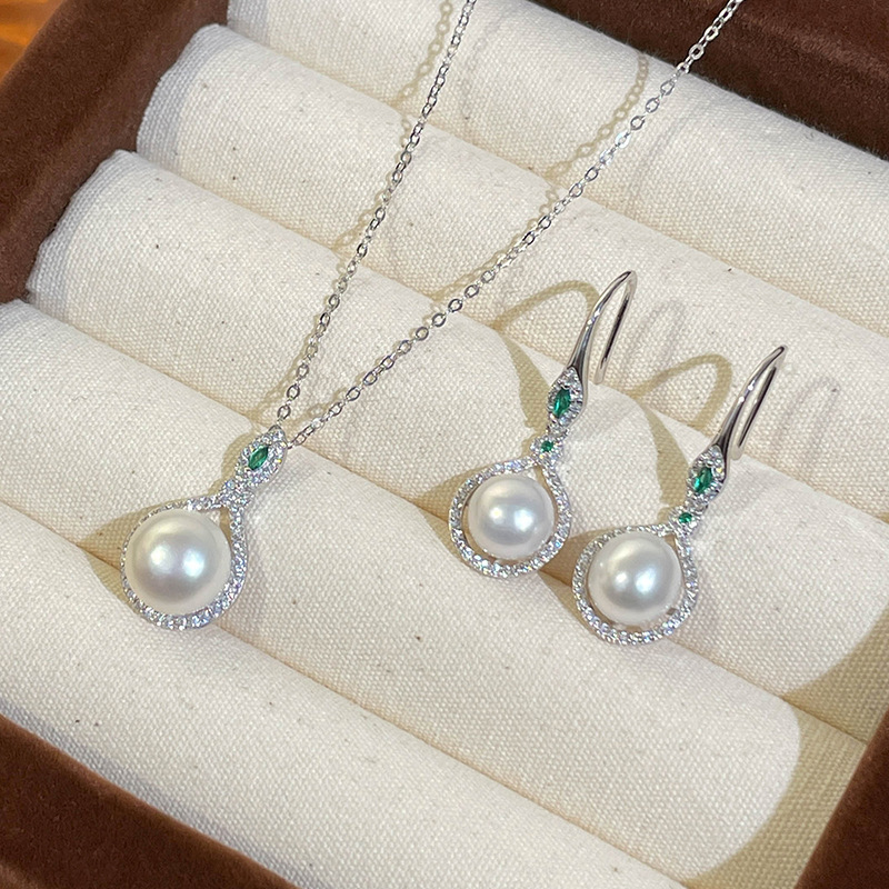 925 sterling silver pearl earrings for women, light luxury and high-end French style, elegant and classy earrings, suitable for mothers